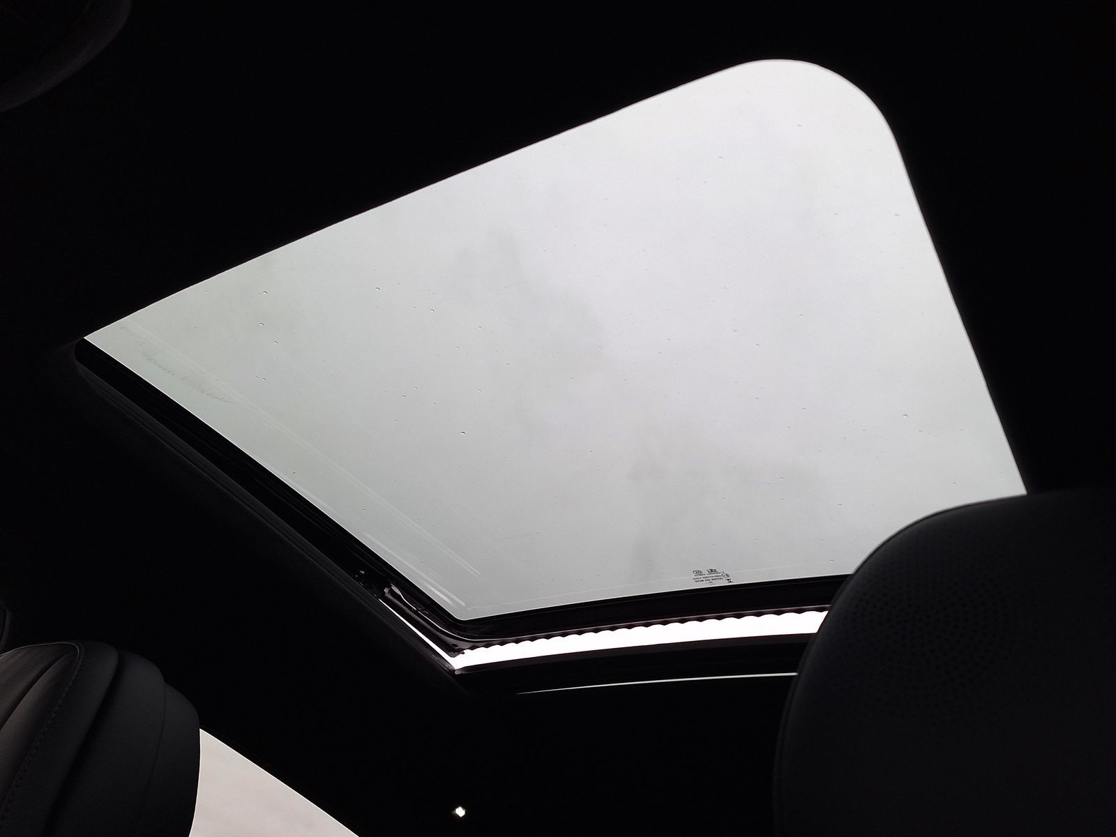 21 - Omoda 9 PHEV 1.5TGDI - Trazione AWD DHT3 Premium (AWD) - Interni Nero