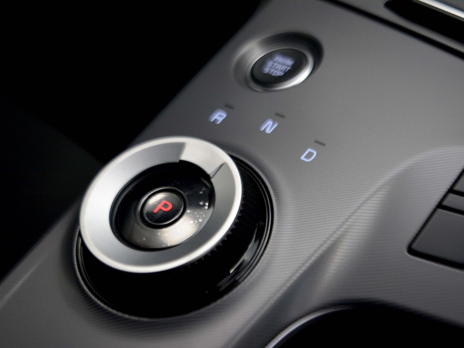 17 - Kia Sportage 1.6 t-gdi hev style 2wd at6