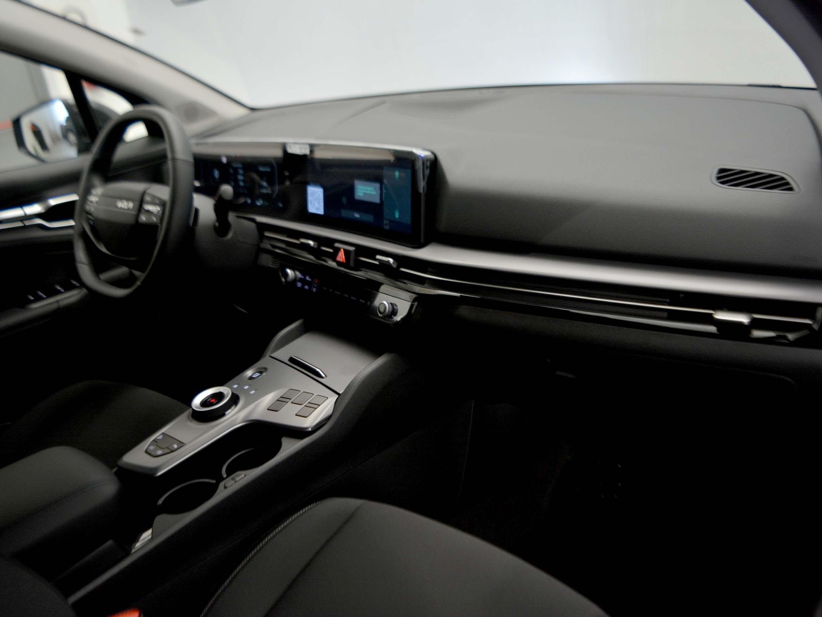 8 - Kia Sportage 1.6 t-gdi hev style 2wd at6