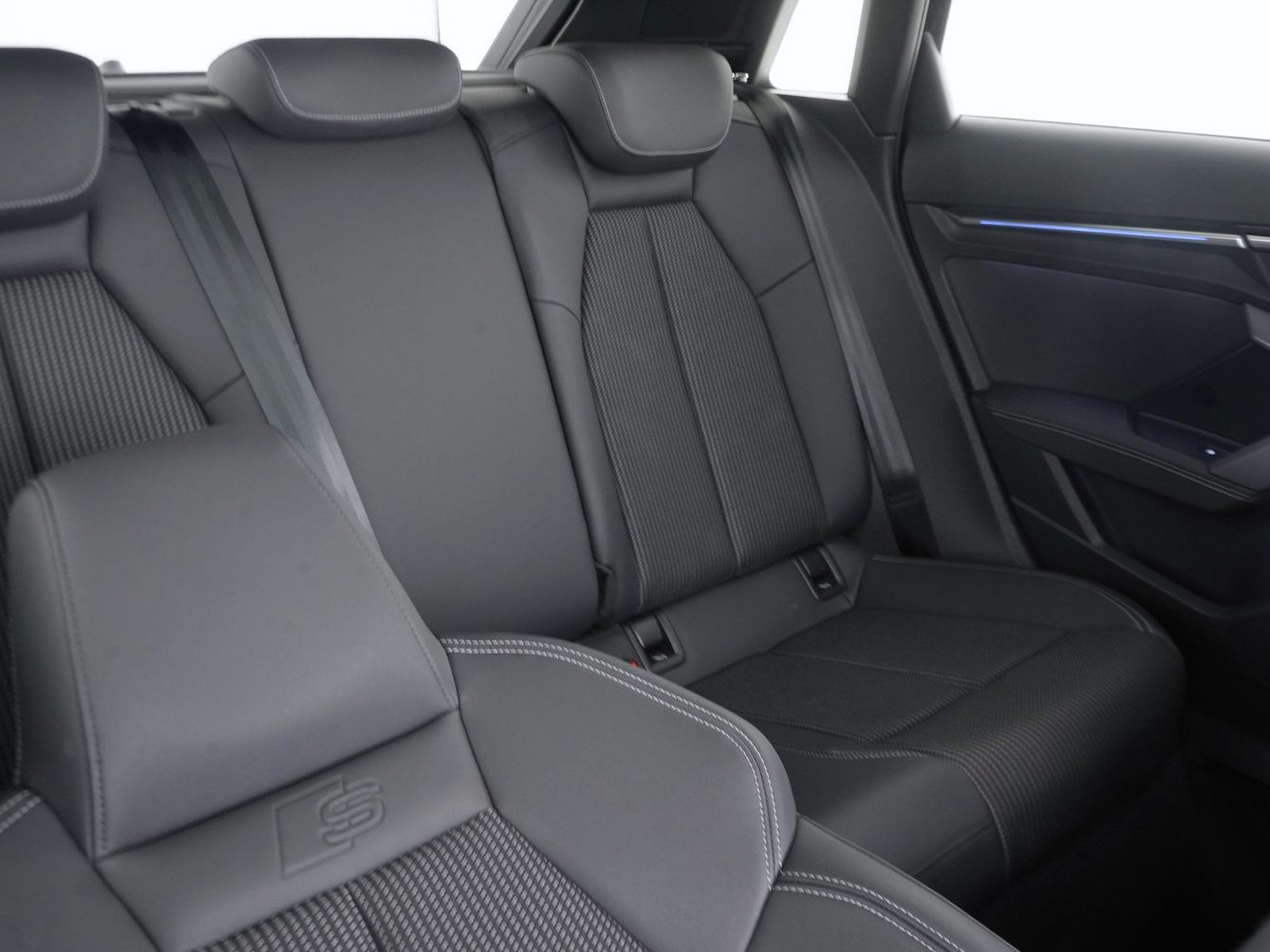 21 - Audi A3 sportback 2.0 tdi 150cv s line edition s tronic