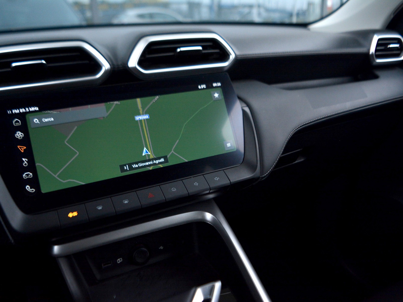 17 - Mg ZS 1.5 hybrid+ luxury auto