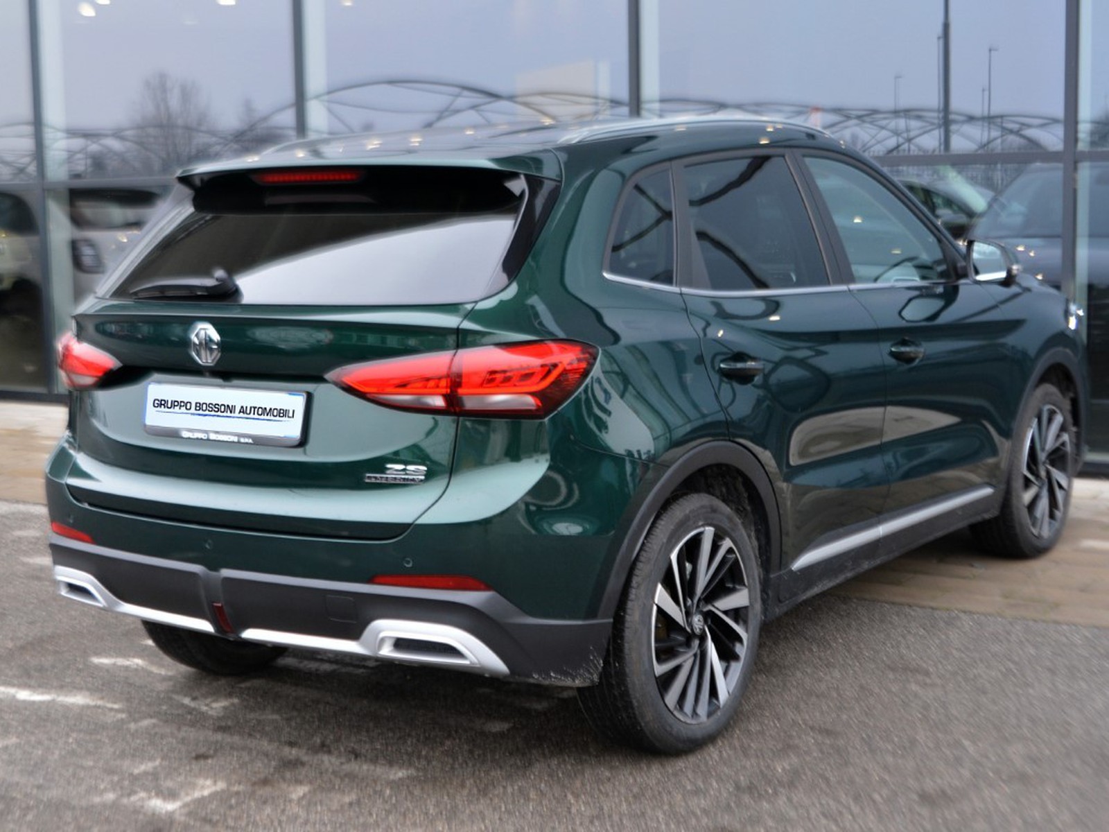 3 - Mg ZS 1.5 hybrid+ luxury auto