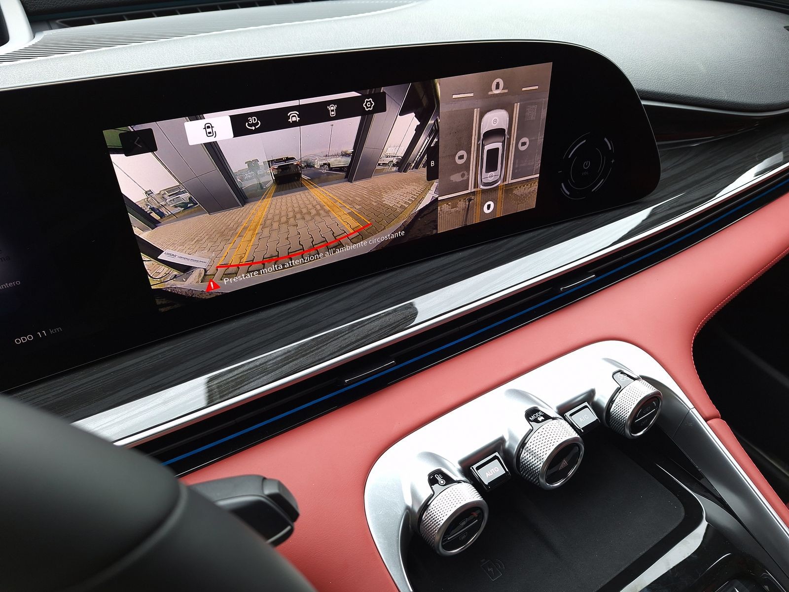 17 - Omoda 9 PHEV 1.5TGDI - Trazione AWD DHT3 Premium (AWD) - Interni Rosso