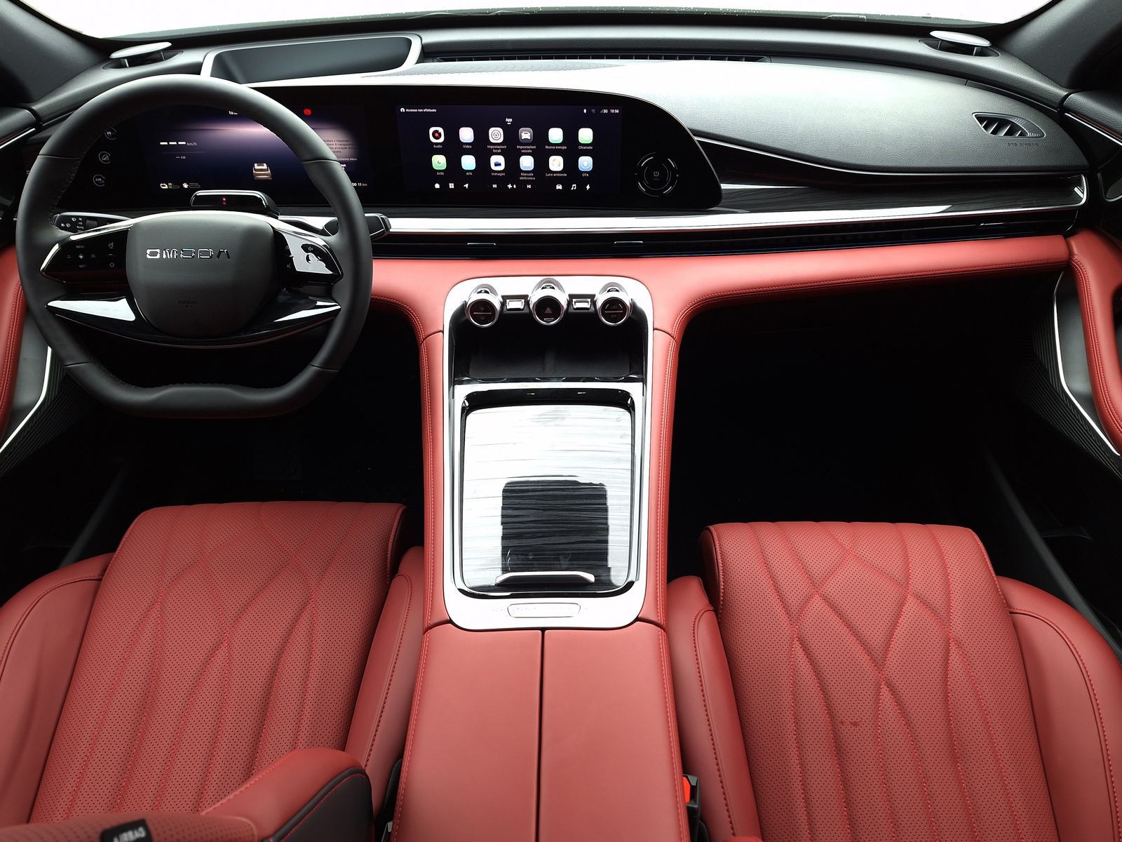 8 - Omoda 9 PHEV 1.5TGDI - Trazione AWD DHT3 Premium (AWD) - Interni Rosso