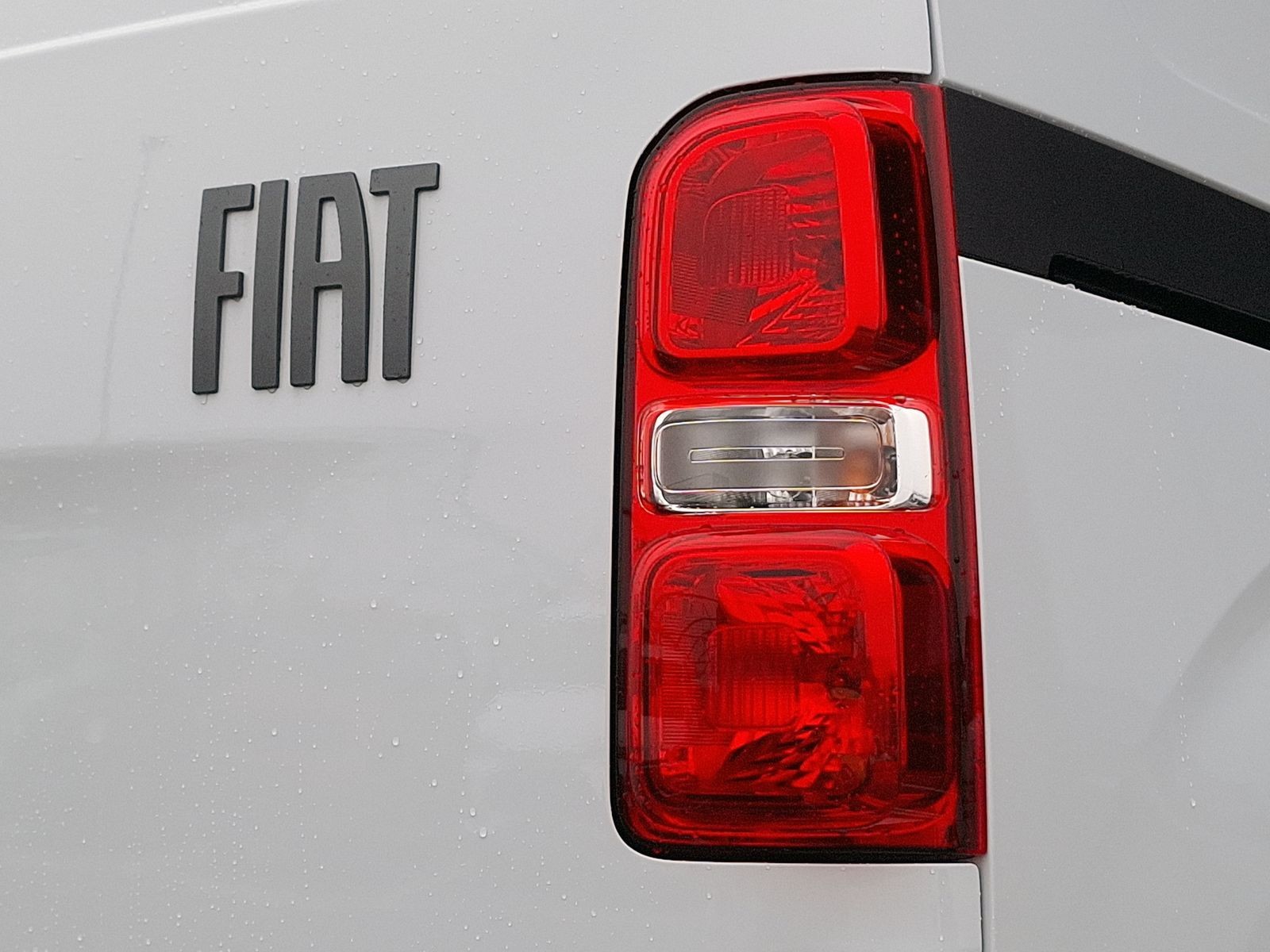 15 - Fiat Professional Scudo Serie 3 Van M 1.5Diesel 120 Cv Manuale
