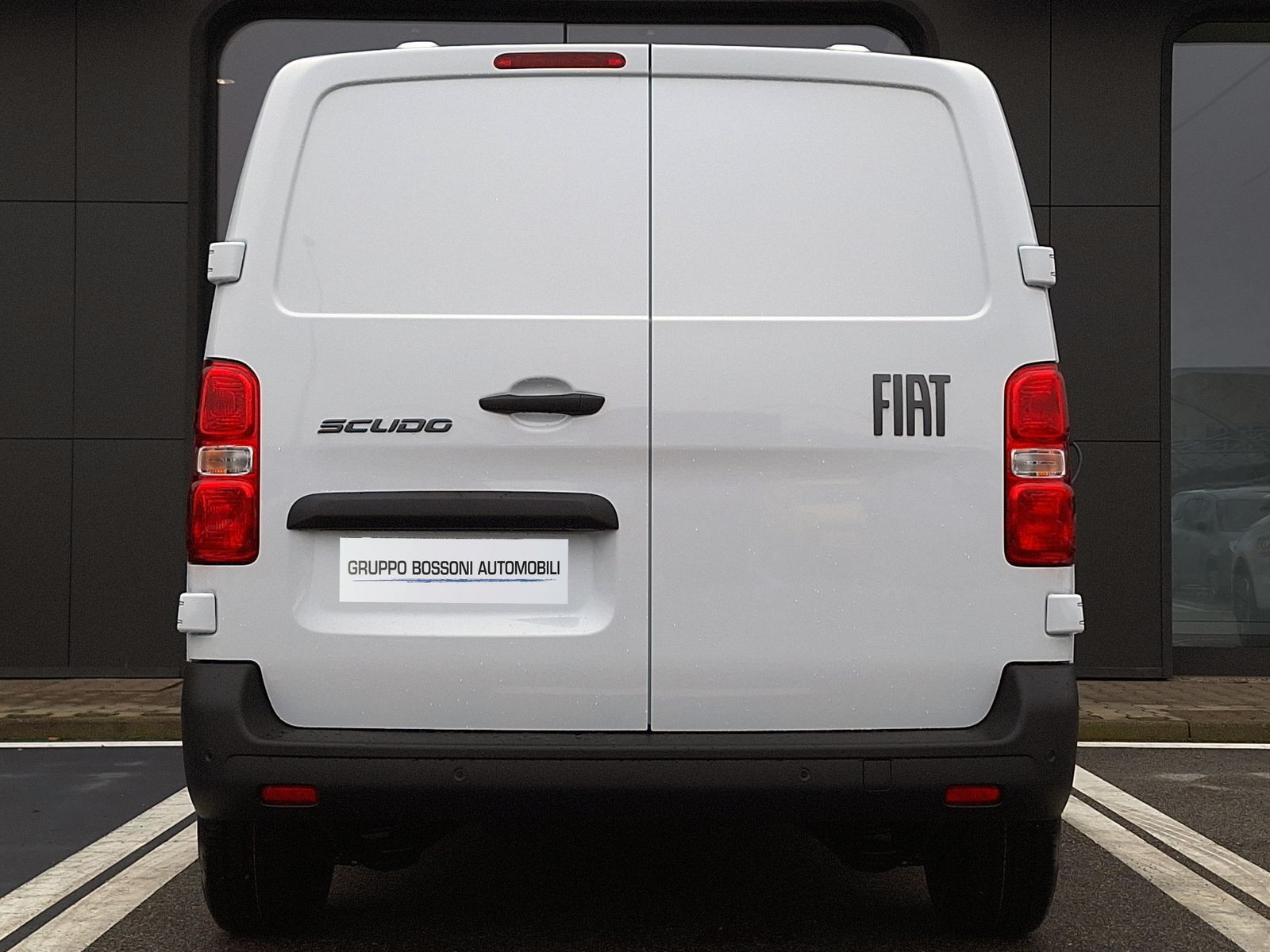 5 - Fiat Professional Scudo Serie 3 Van M 1.5Diesel 120 Cv Manuale