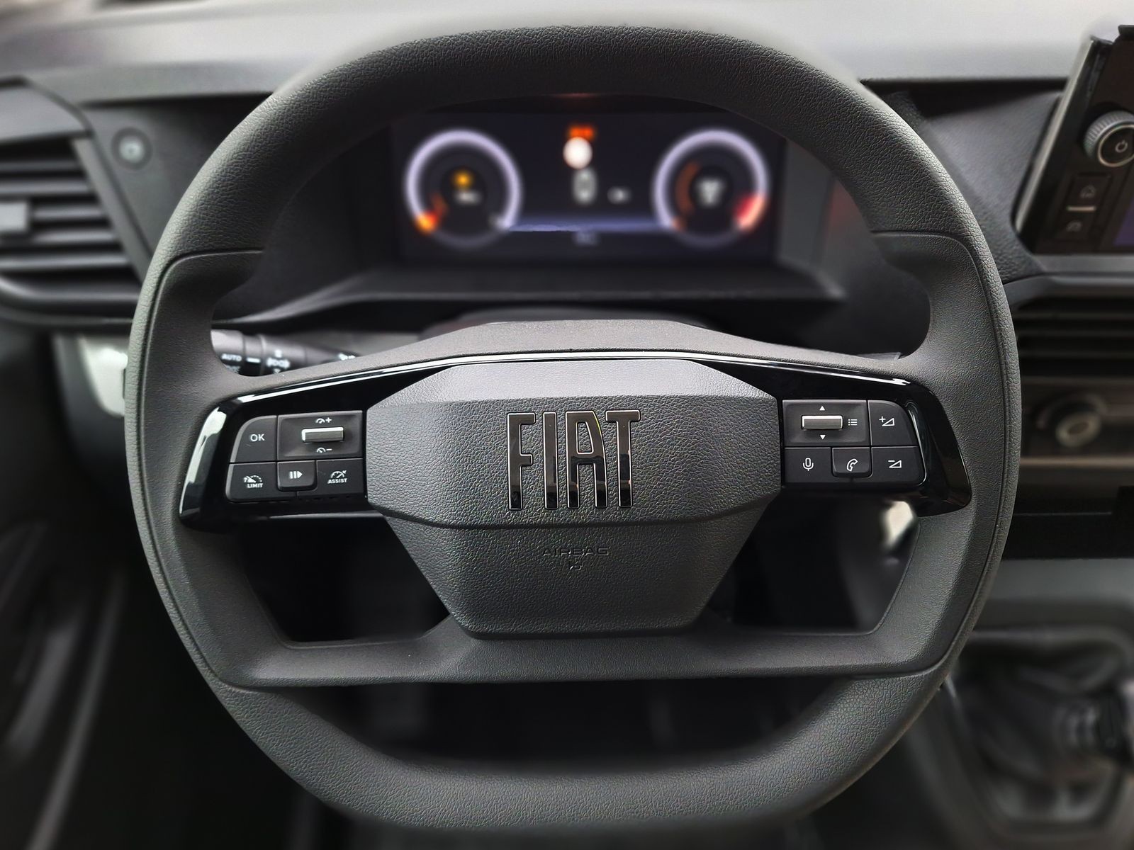 10 - Fiat Professional Scudo Serie 3 Van M 1.5Diesel 120 Cv Manuale