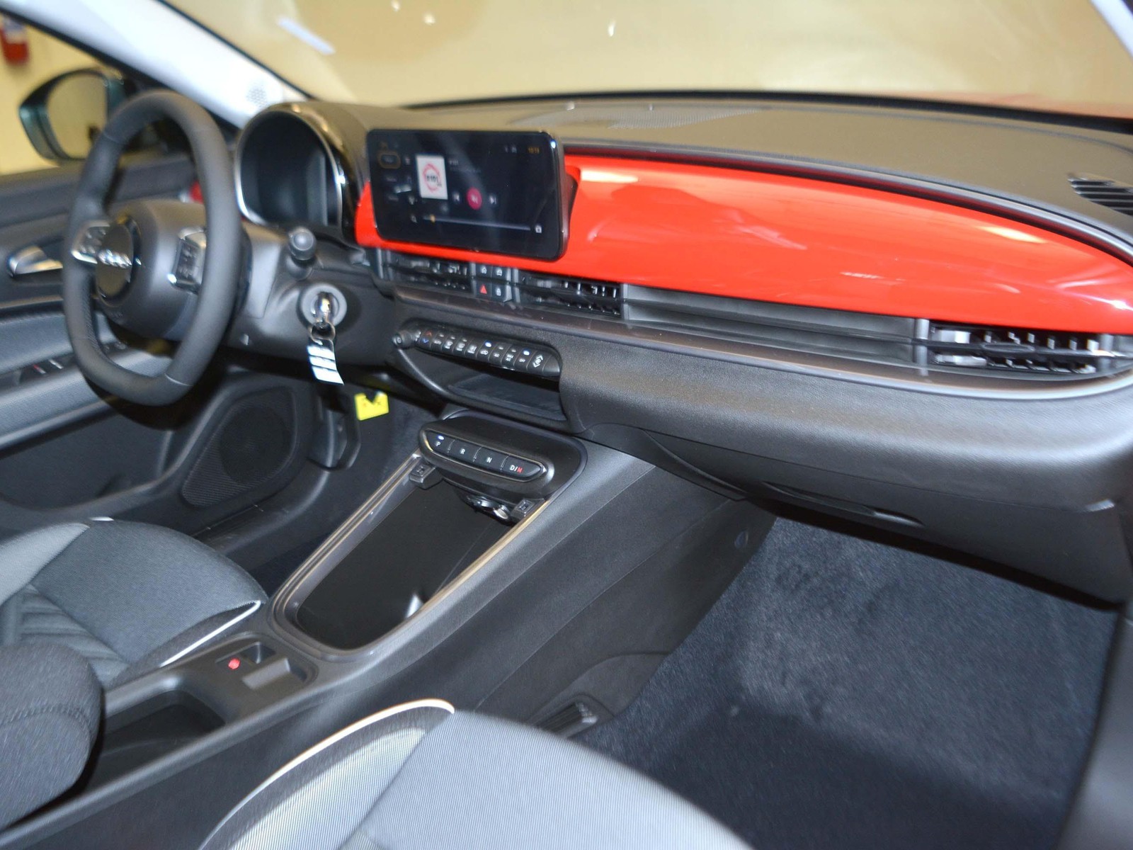 8 - Fiat 600 1.2 hybrid 110cv icon edct