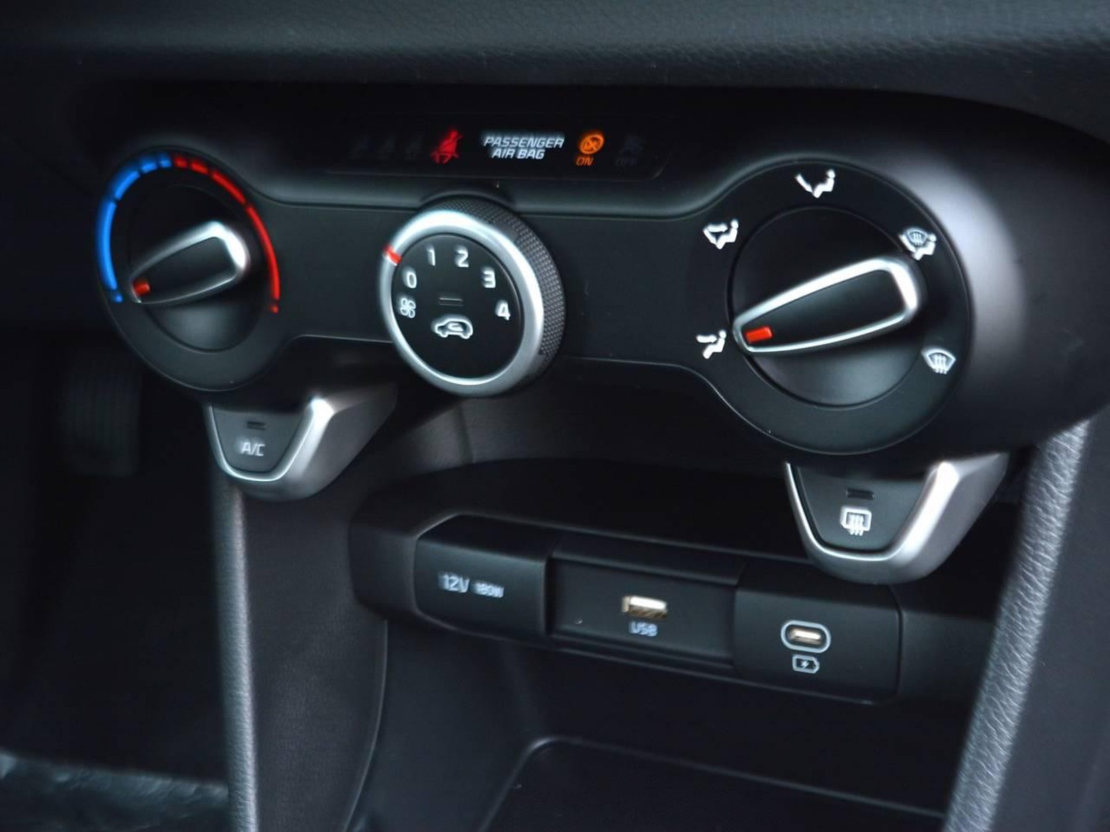 10 - Kia Picanto 1.0 gdi style