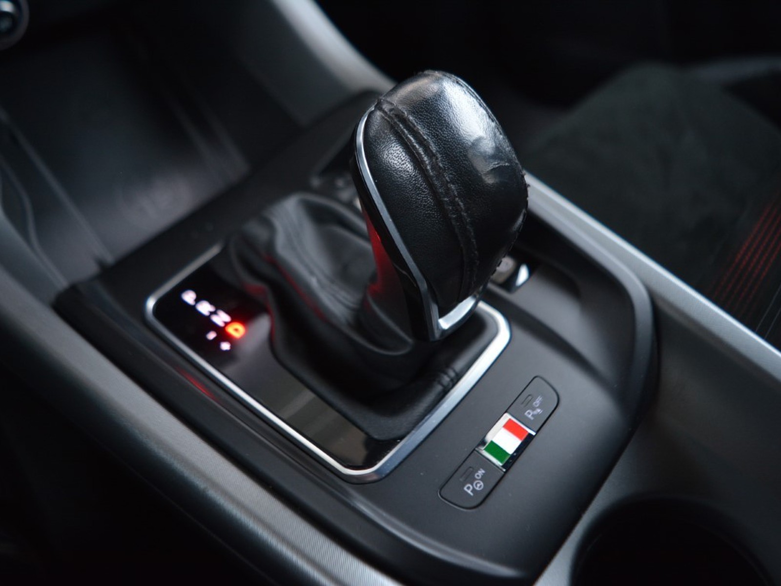 18 - Alfa Romeo Tonale 1.5 hybrid 160cv veloce tct7