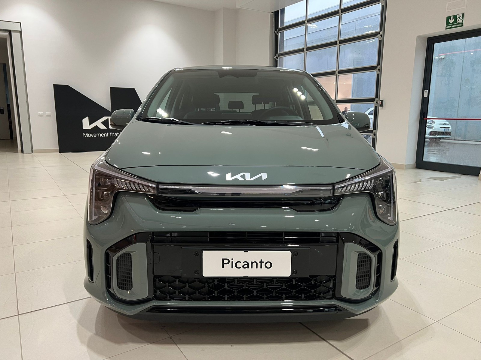 2 - Kia Picanto 1.0 mpi gt line