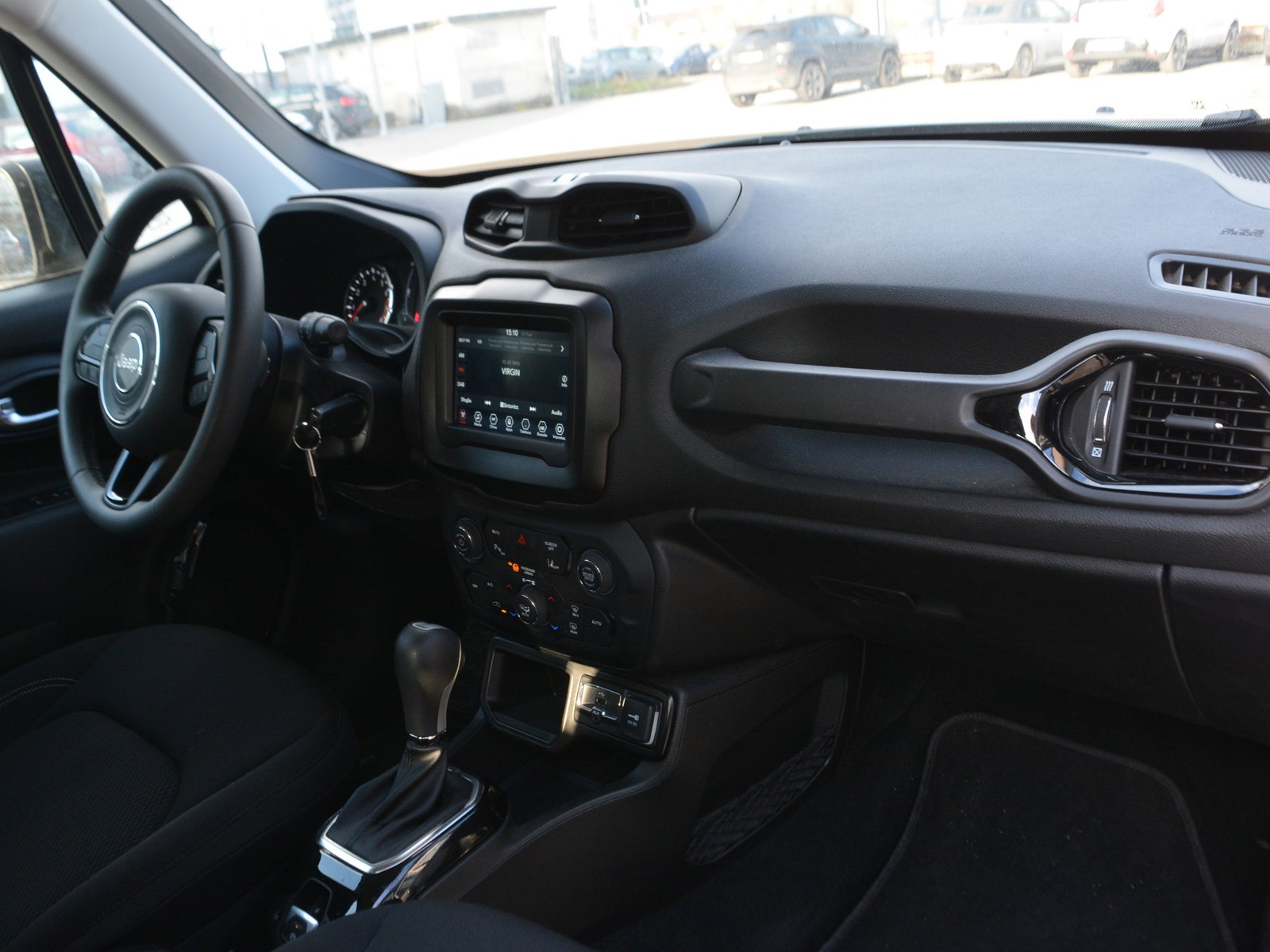 8 - Jeep Renegade 1.5 turbo t4 mhev 130cv limited 2wd