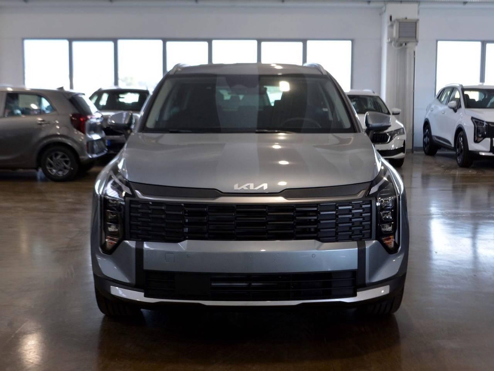 2 - Kia Sportage 1.6 t-gdi hev style 2wd at6