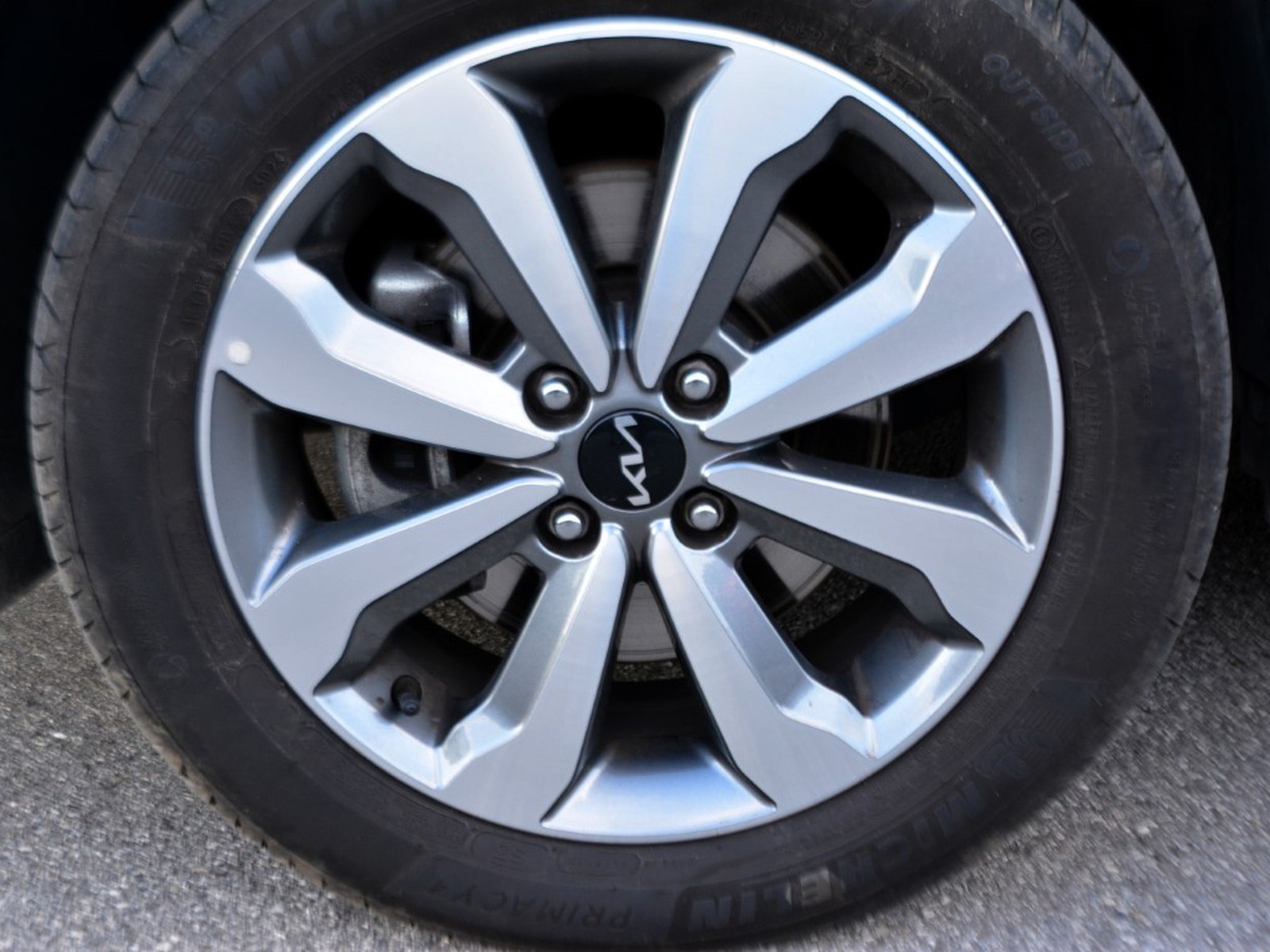 15 - Kia Stonic 1.2 mpi 79cv style