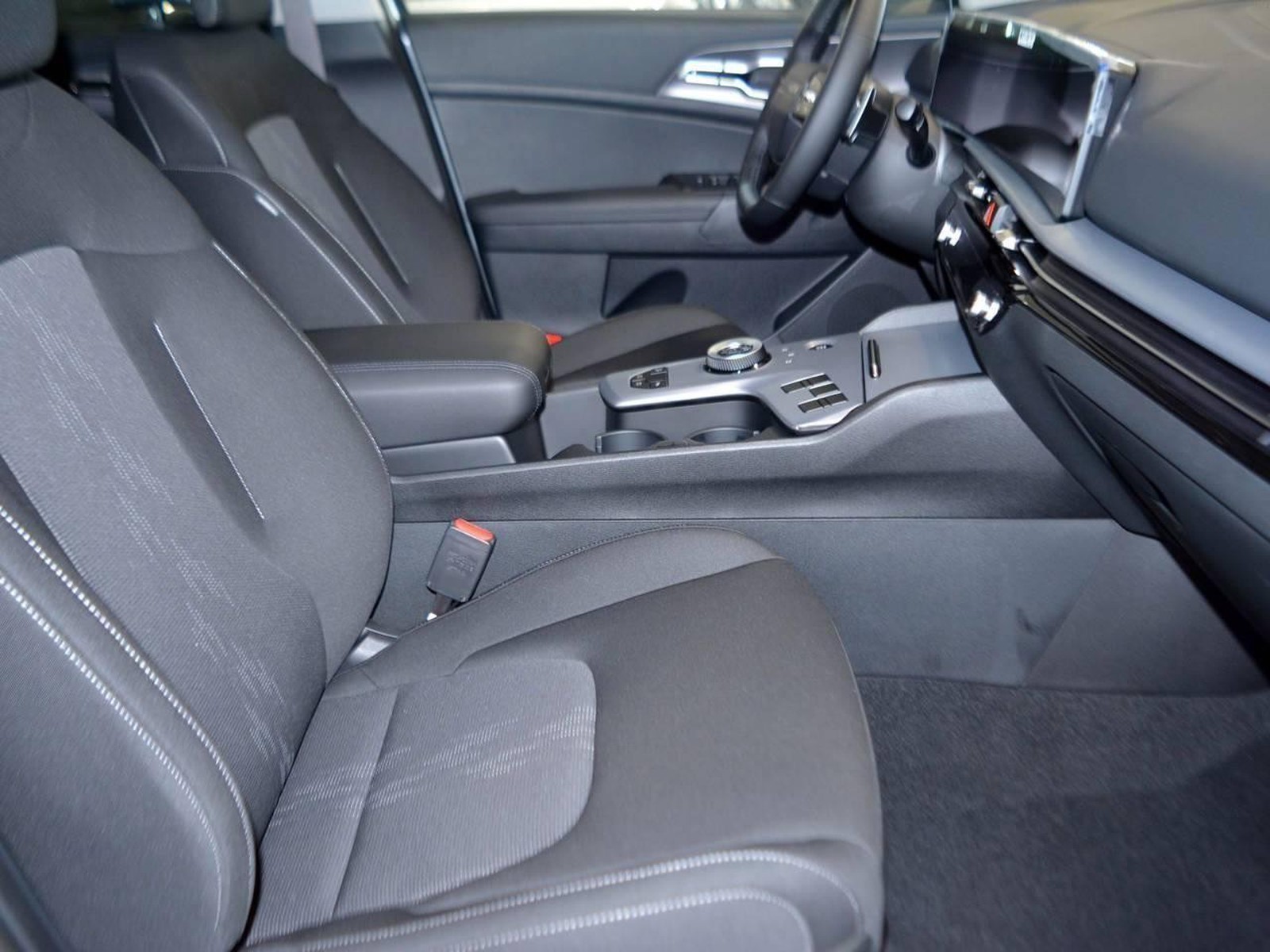 5 - Kia Sportage 1.6 t-gdi hev style 2wd at6