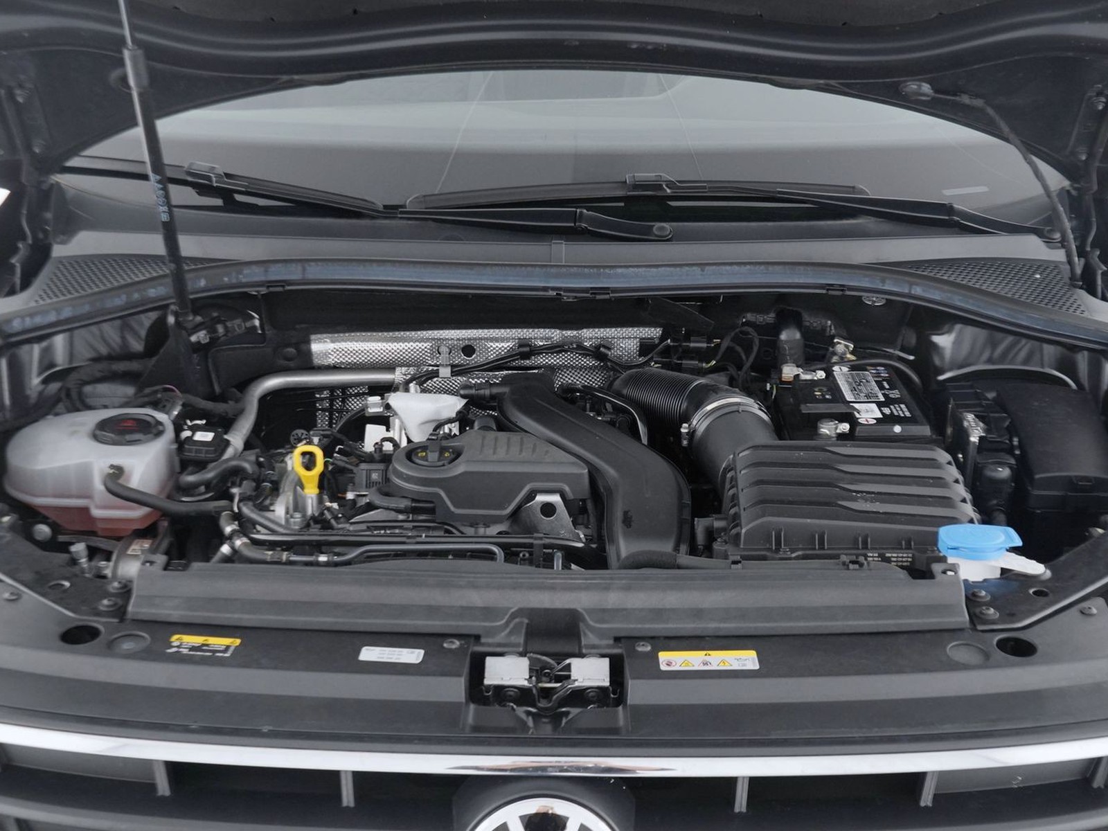 11 - Volkswagen Tiguan 1.5 tsi act 150cv life dsg