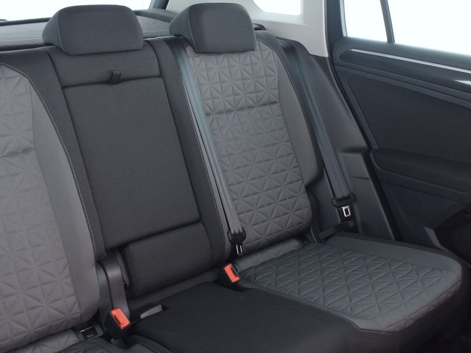 21 - Volkswagen Tiguan 1.5 tsi act 150cv life dsg