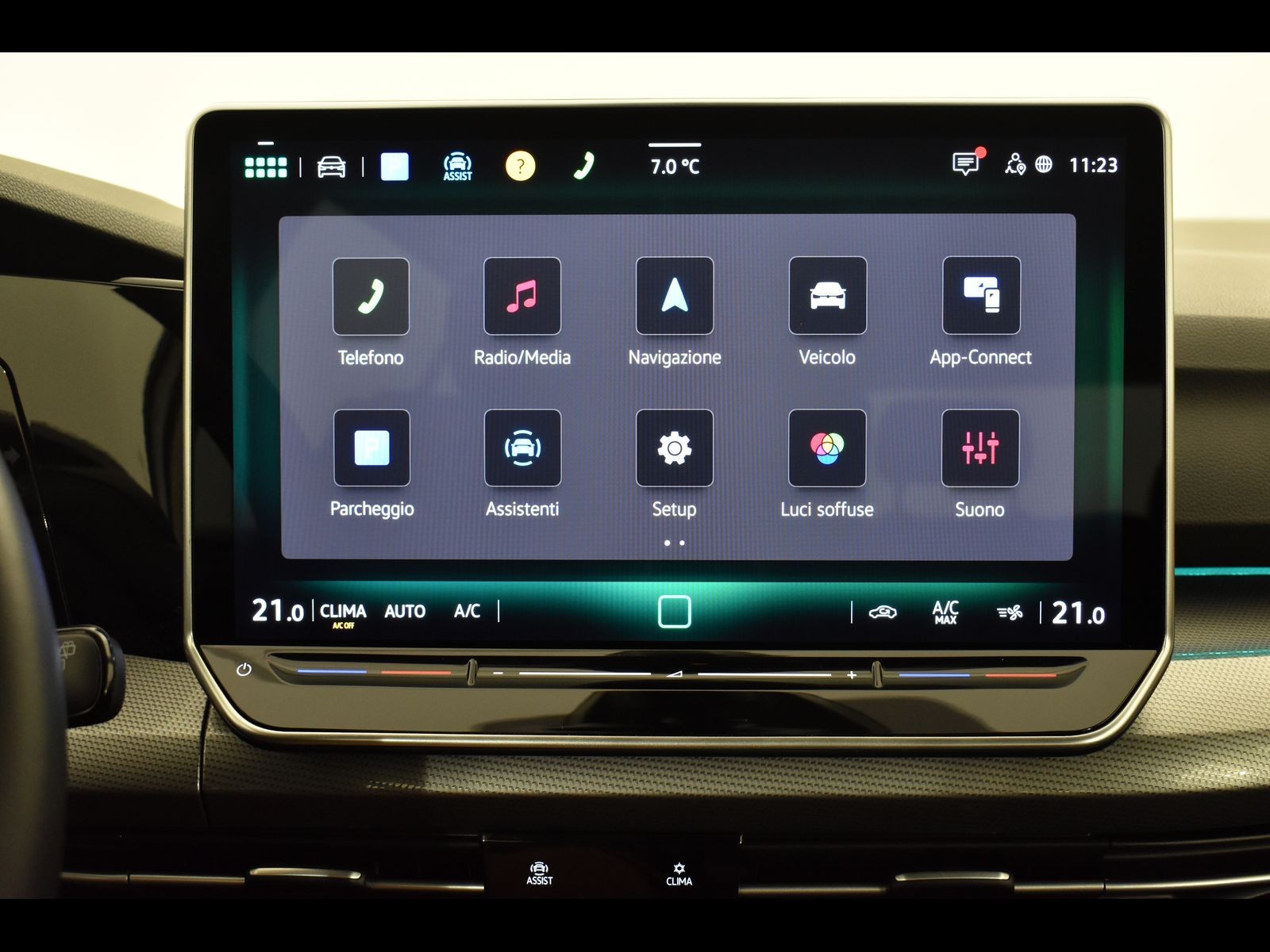 23 - Volkswagen Golf 2.0 tdi scr 150cv style dsg