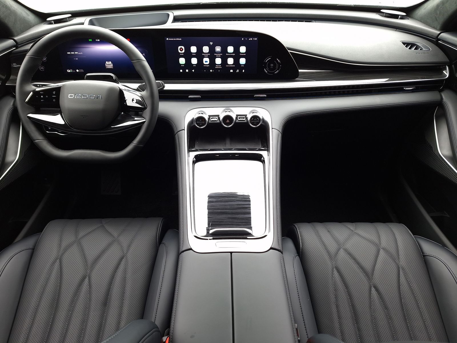 8 - Omoda 9 PHEV 1.5TGDI - Trazione AWD DHT3 Premium (AWD) - Interni Nero