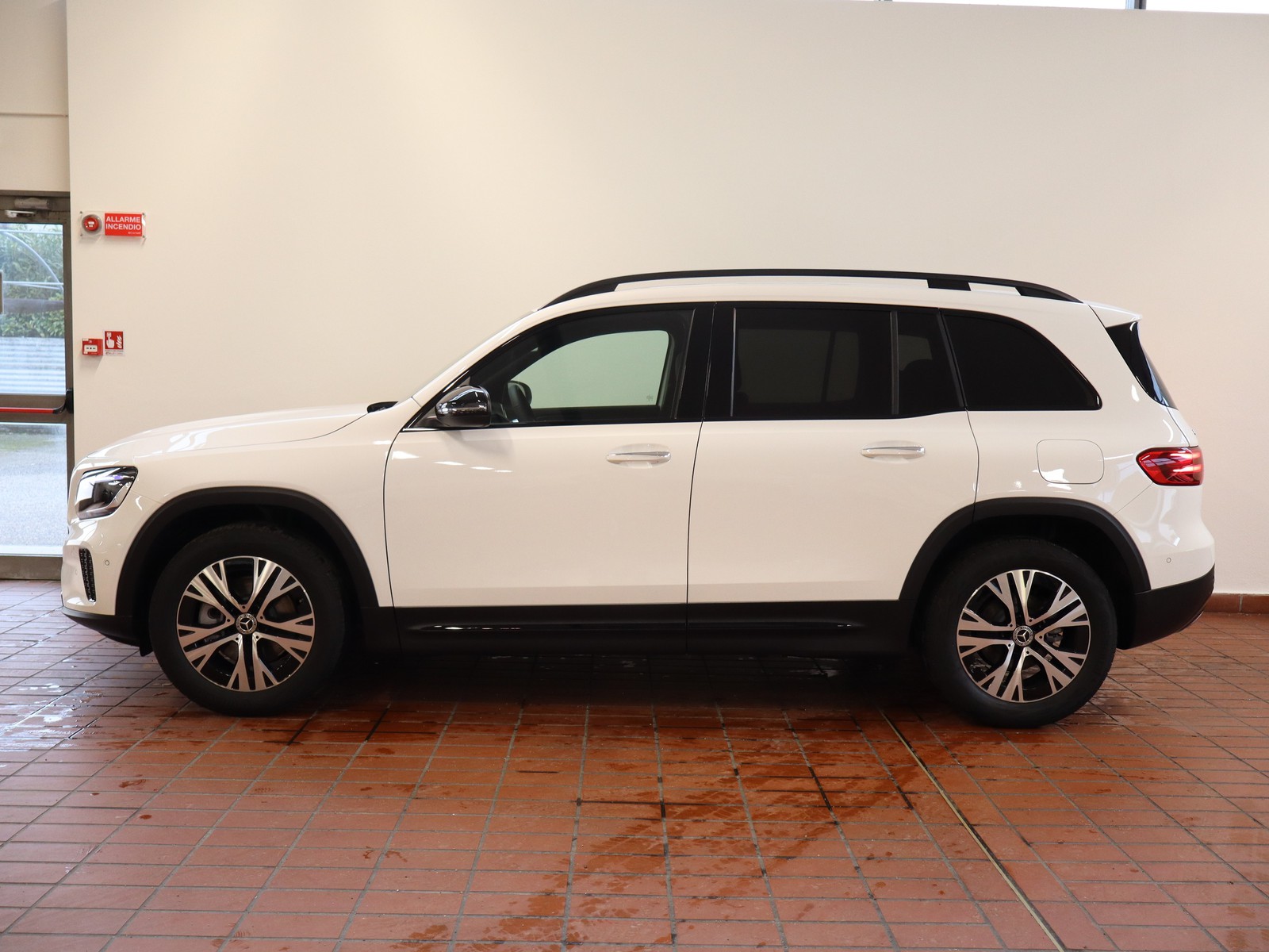 3 - Mercedes GLB 200 d progressive advanced plus 8g-dct