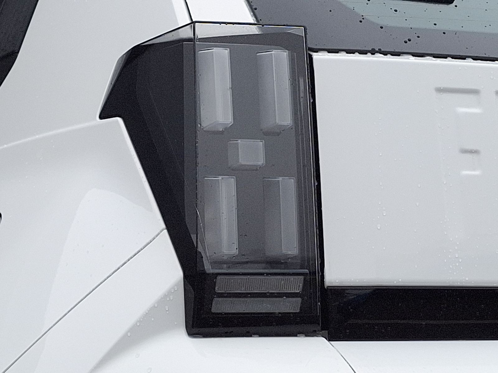 15 - Fiat Grande Panda 1.2 hybrid 110cv business