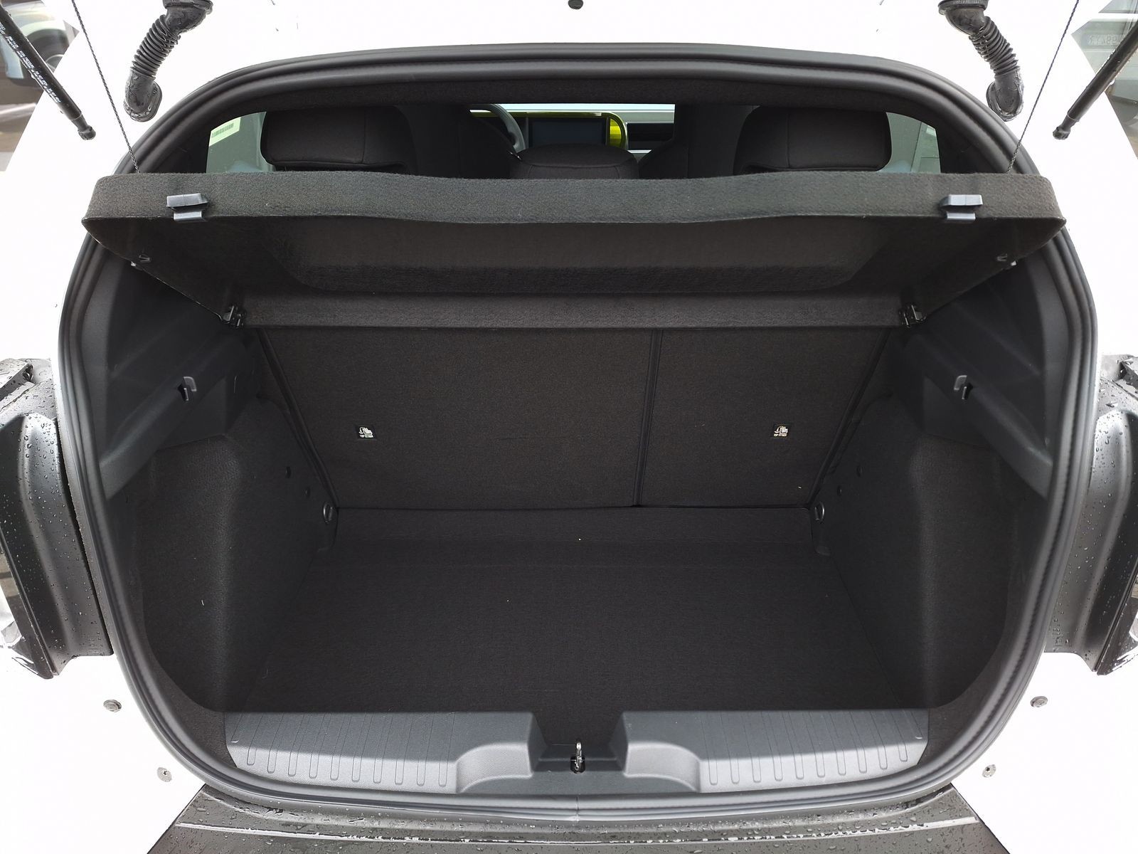 6 - Fiat Grande Panda 1.2 hybrid 110cv business