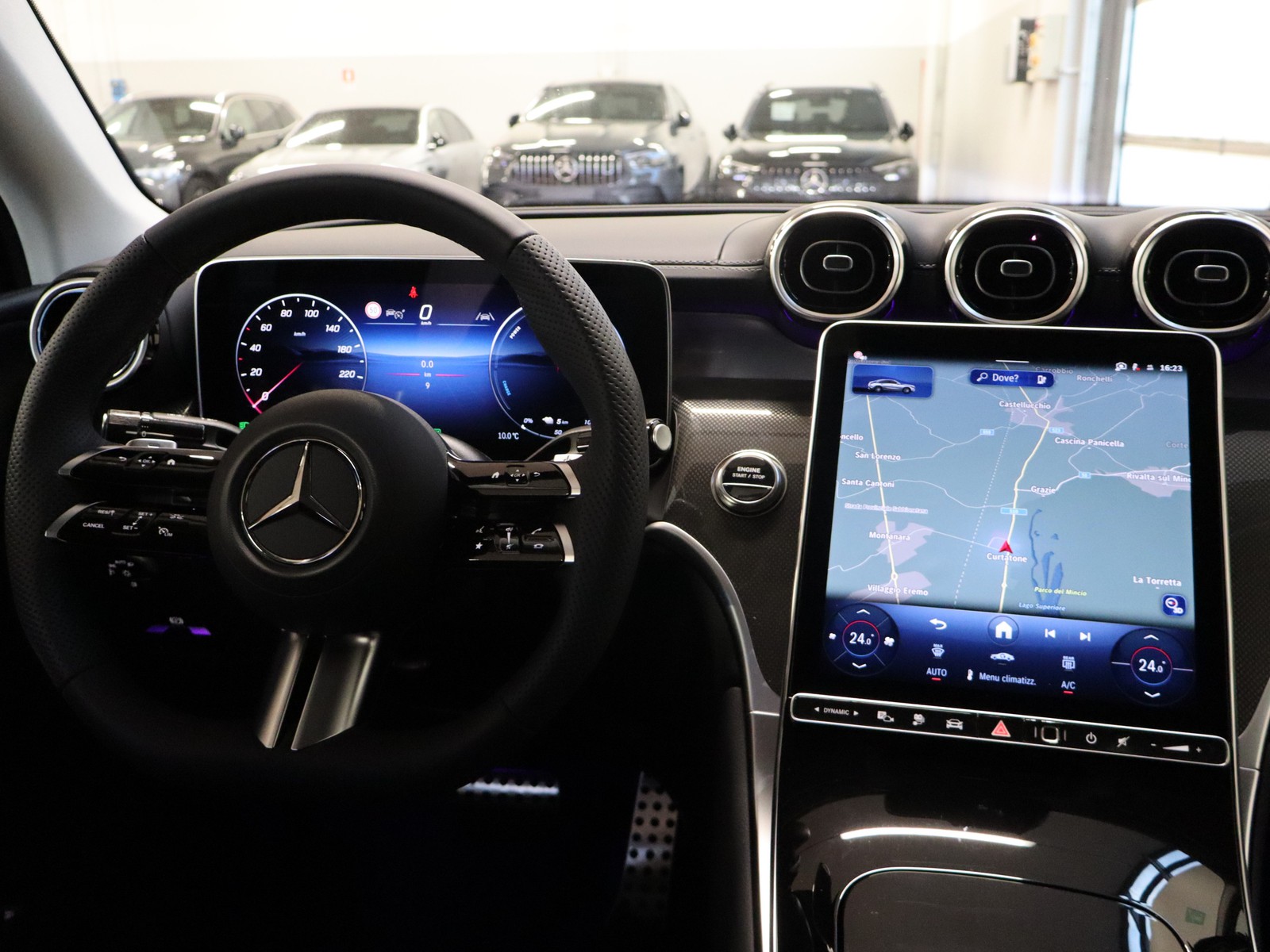 12 - Mercedes GLC coupe 300 de plug in hybrid amg line advanced tech 4matic 9g-tronic