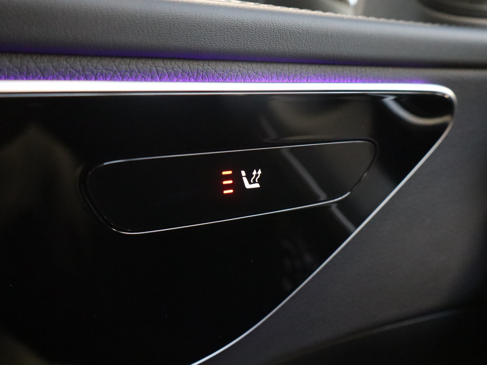 14 - Mercedes Classe C berlina 200 d mild hybrid amg line advanced 9g-tronic