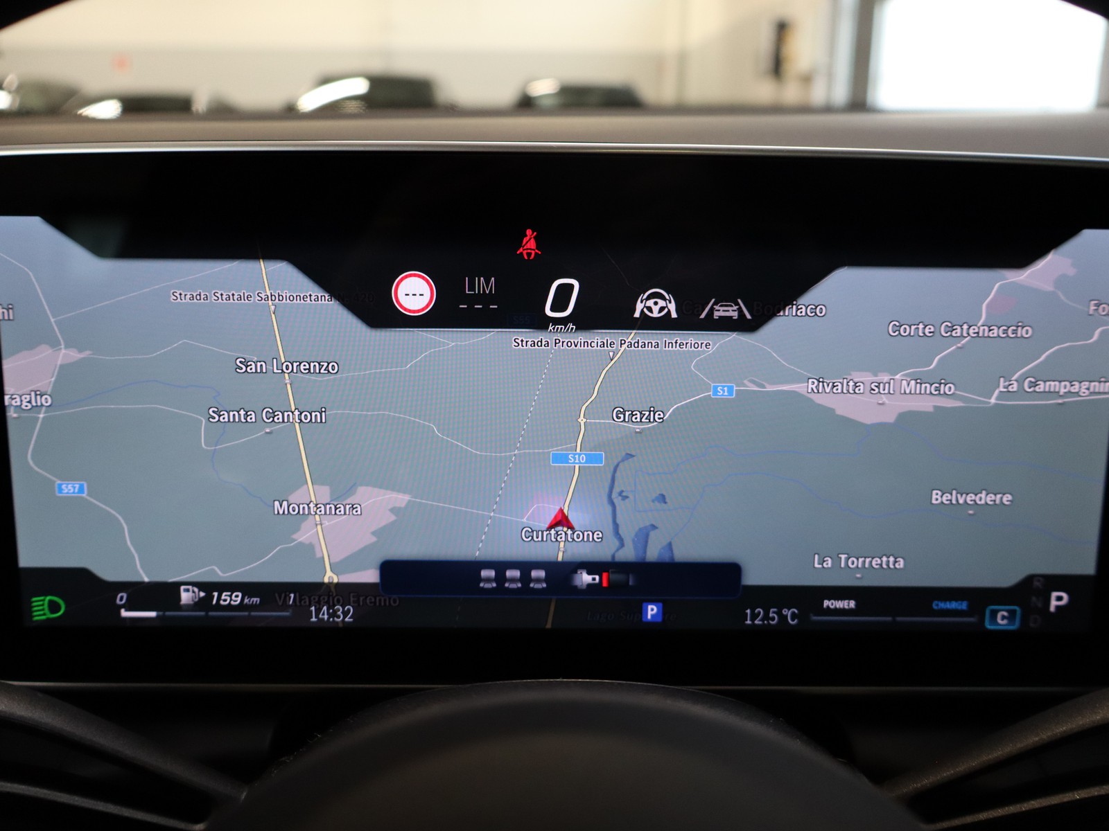 16 - Mercedes GLC coupe 220 d amg line premium 4matic 9g-tronic