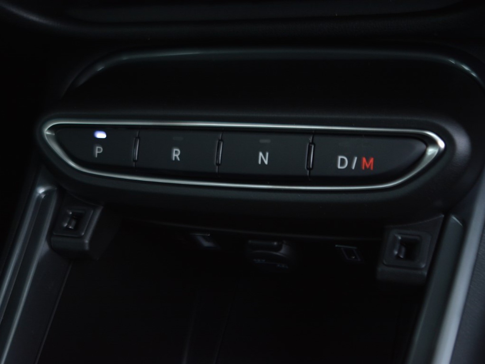 12 - Fiat 600 1.2 hybrid 145cv icon