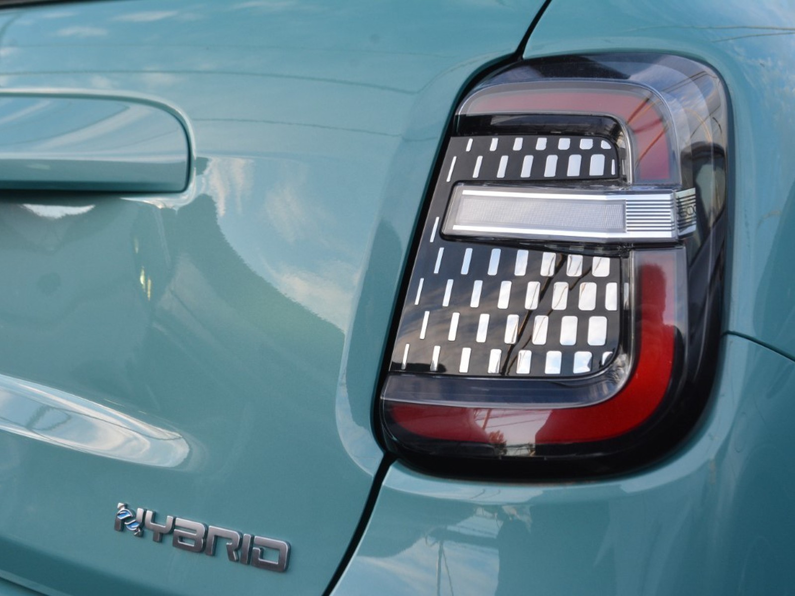 23 - Fiat 600 1.2 hybrid 145cv icon