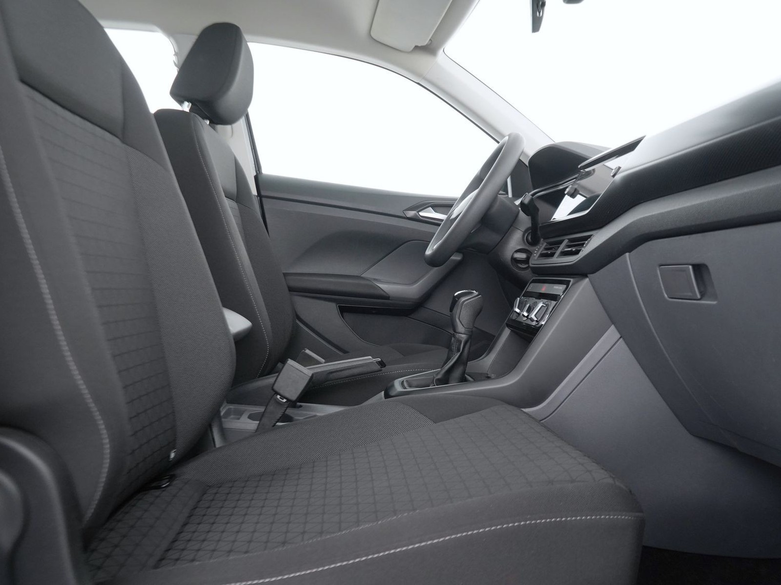 8 - Volkswagen T-Cross 1.0 tsi 110cv style