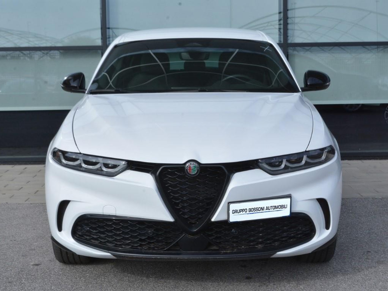 2 - Alfa Romeo Tonale 1.5 hybrid 160cv veloce tct7