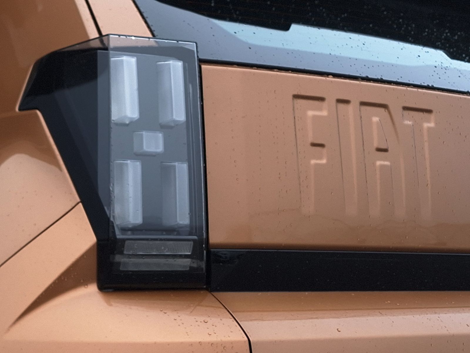 15 - Fiat Grande Panda 1.2 hybrid 110cv icon