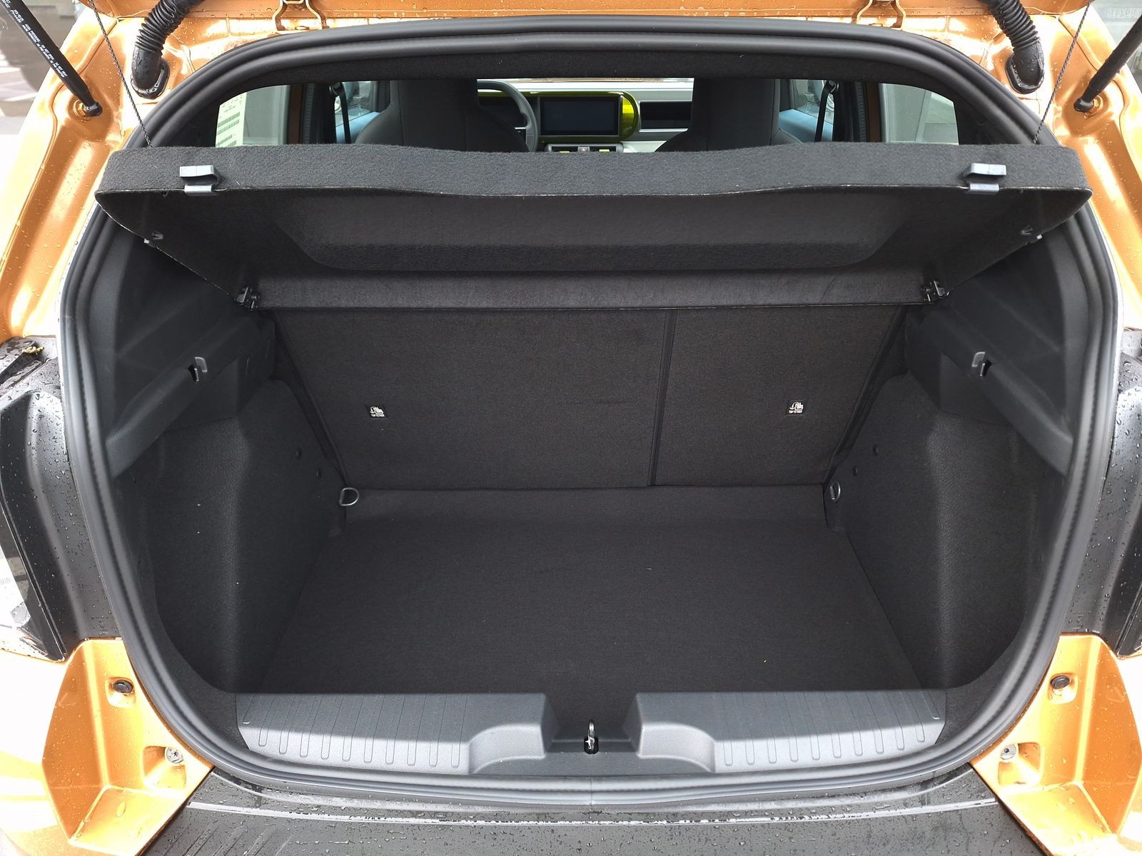 6 - Fiat Grande Panda 1.2 hybrid 110cv icon