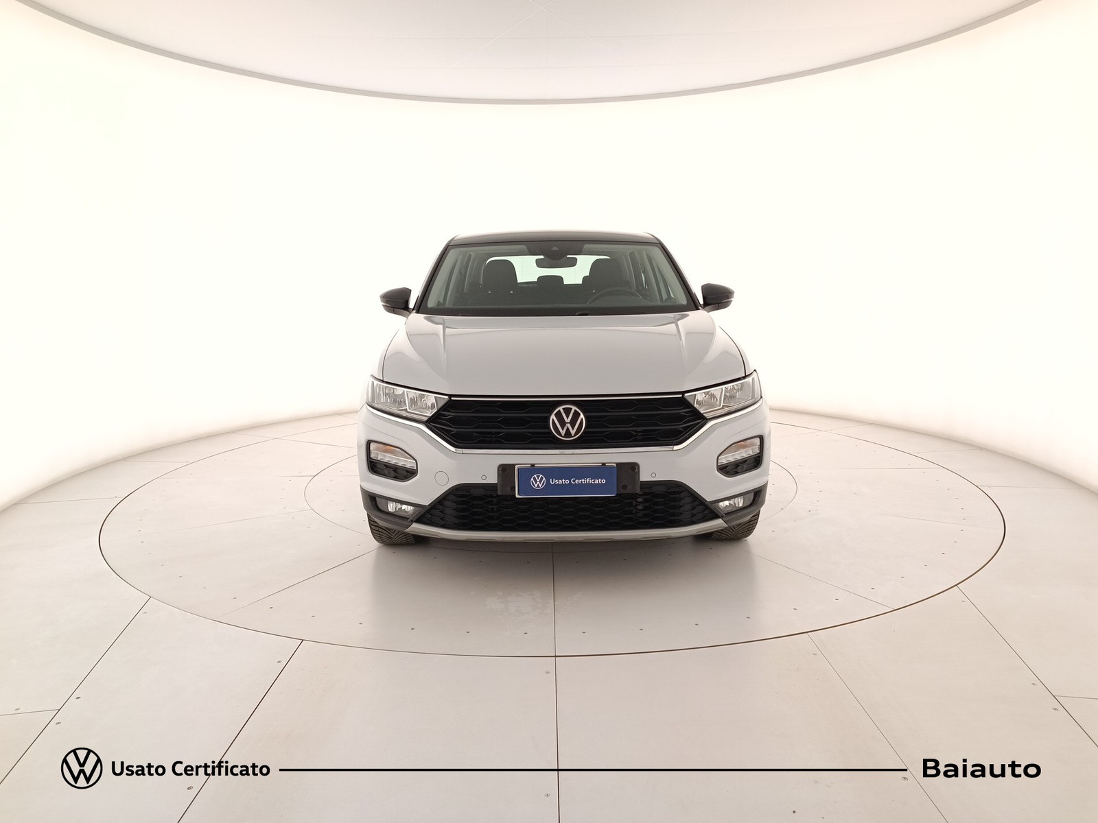2 - Volkswagen T-Roc 1.0 tsi 110cv style