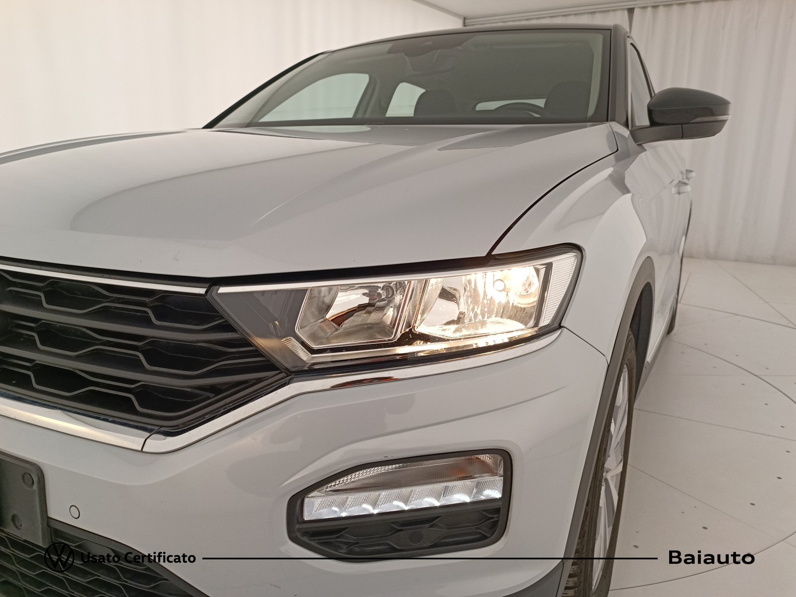 24 - Volkswagen T-Roc 1.0 tsi 110cv style