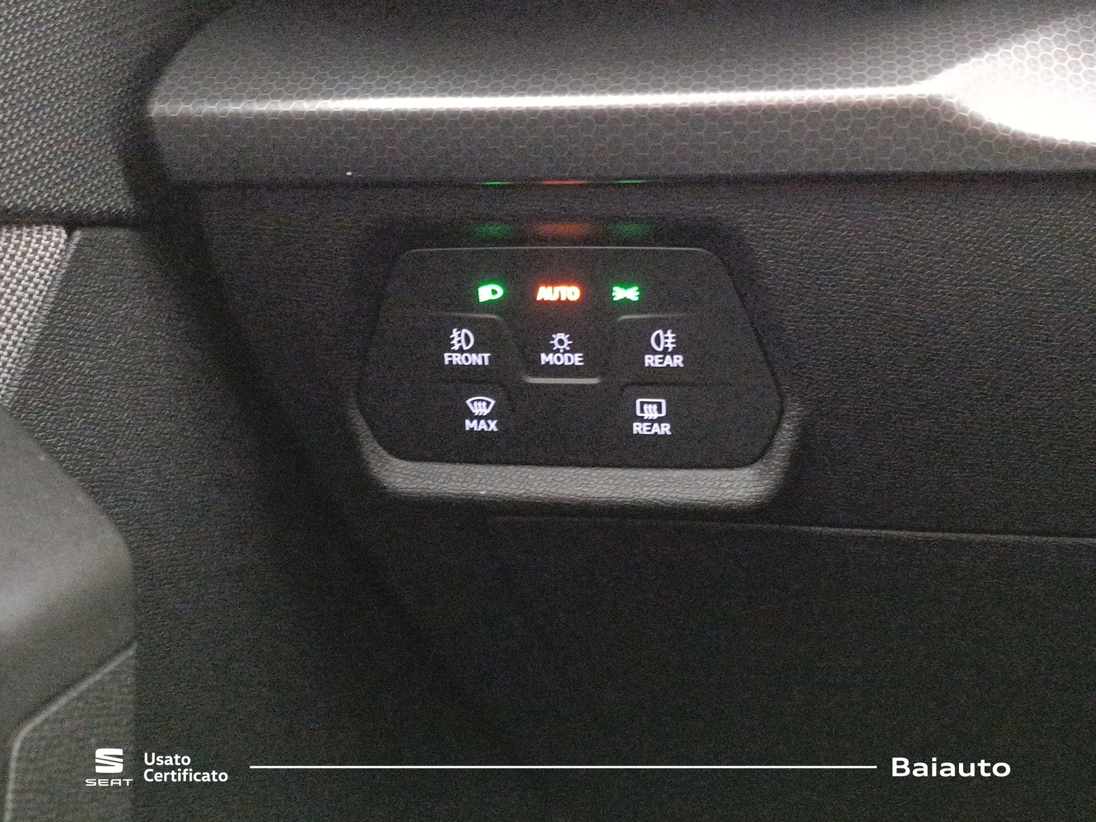 17 - Seat Leon 2.0 tdi 115cv business