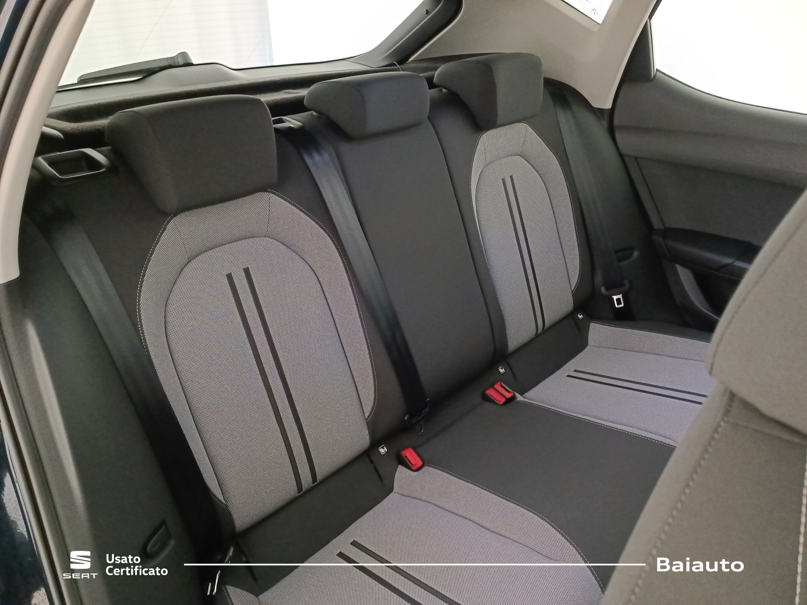 20 - Seat Leon 2.0 tdi 115cv business