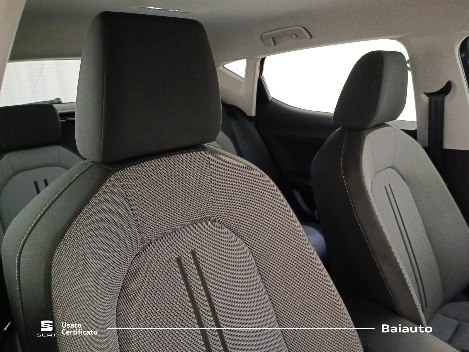 21 - Seat Leon 2.0 tdi 115cv business