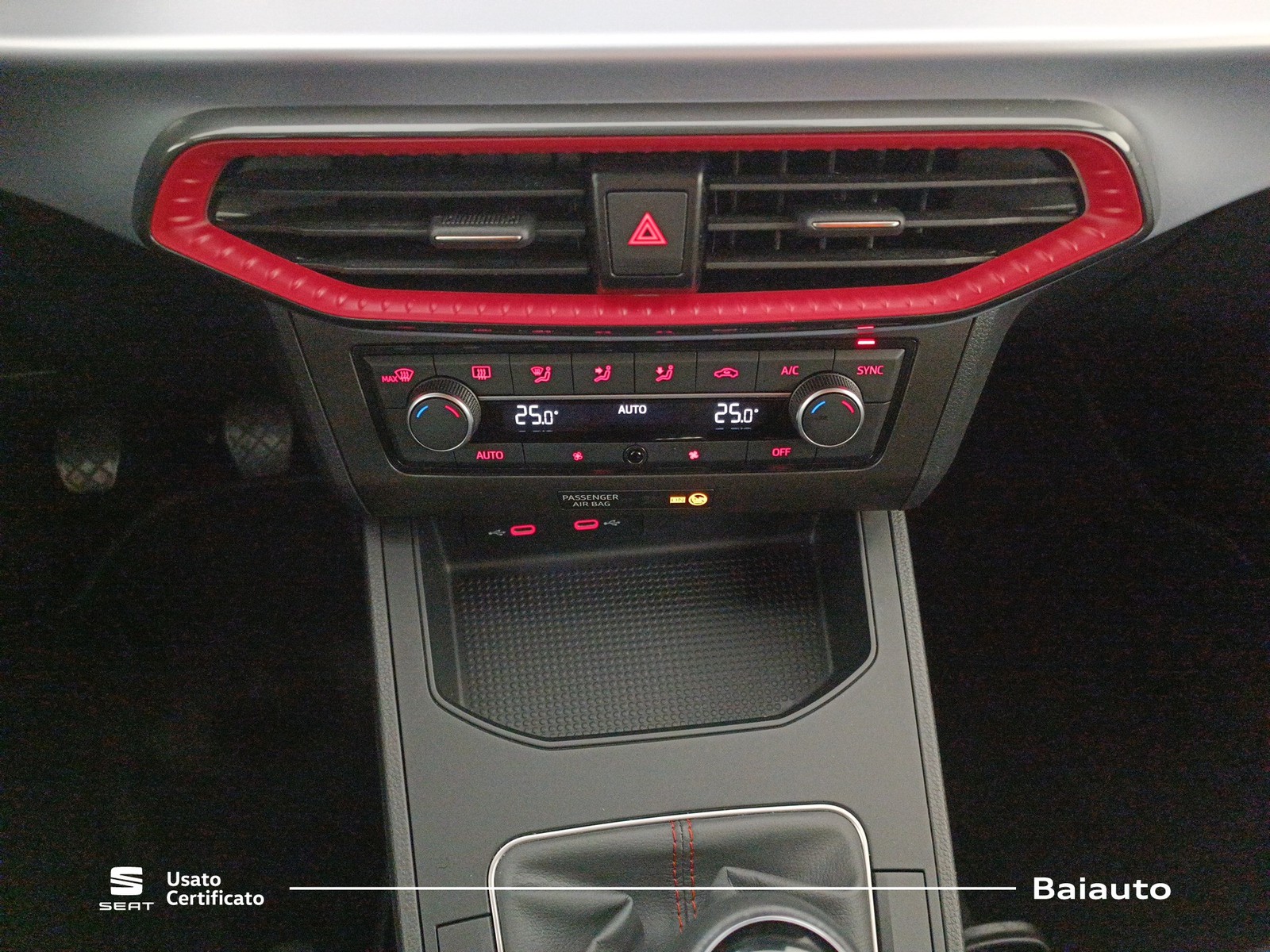 11 - Seat Ibiza 5 porte 1.0 mpi 80cv fr