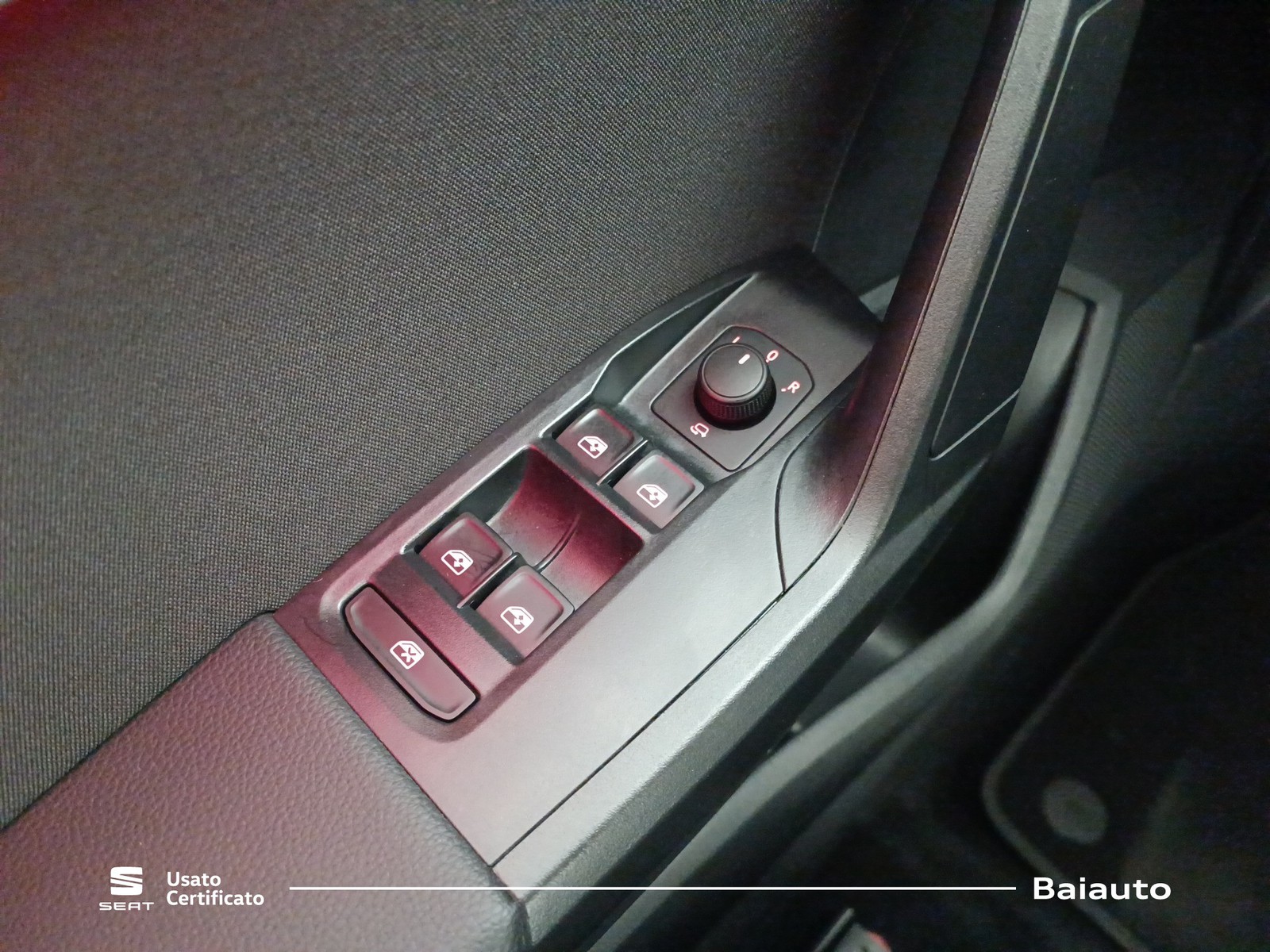 17 - Seat Ibiza 5 porte 1.0 mpi 80cv fr