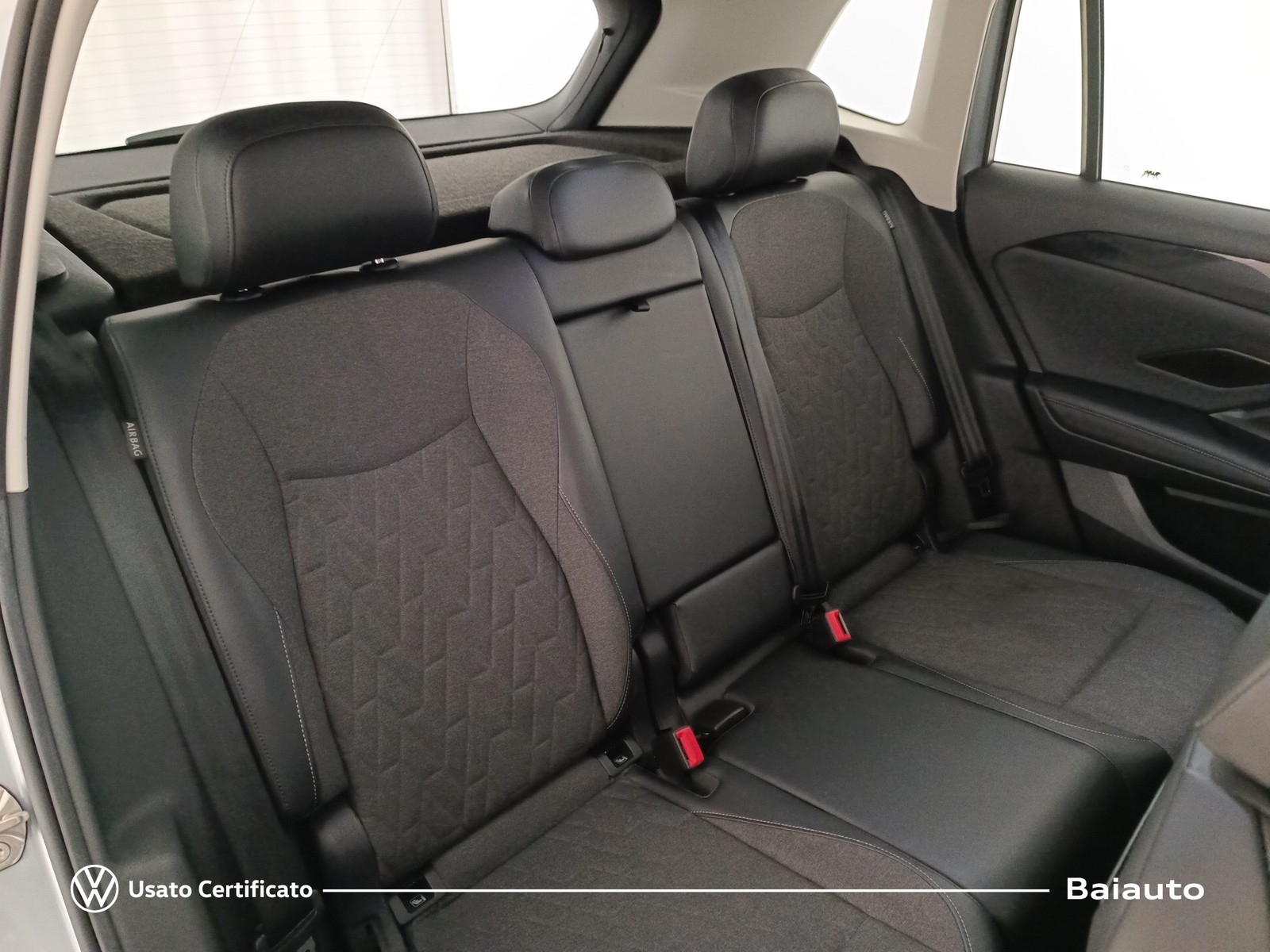 21 - Volkswagen Tiguan 2.0 tdi scr 150cv life dsg