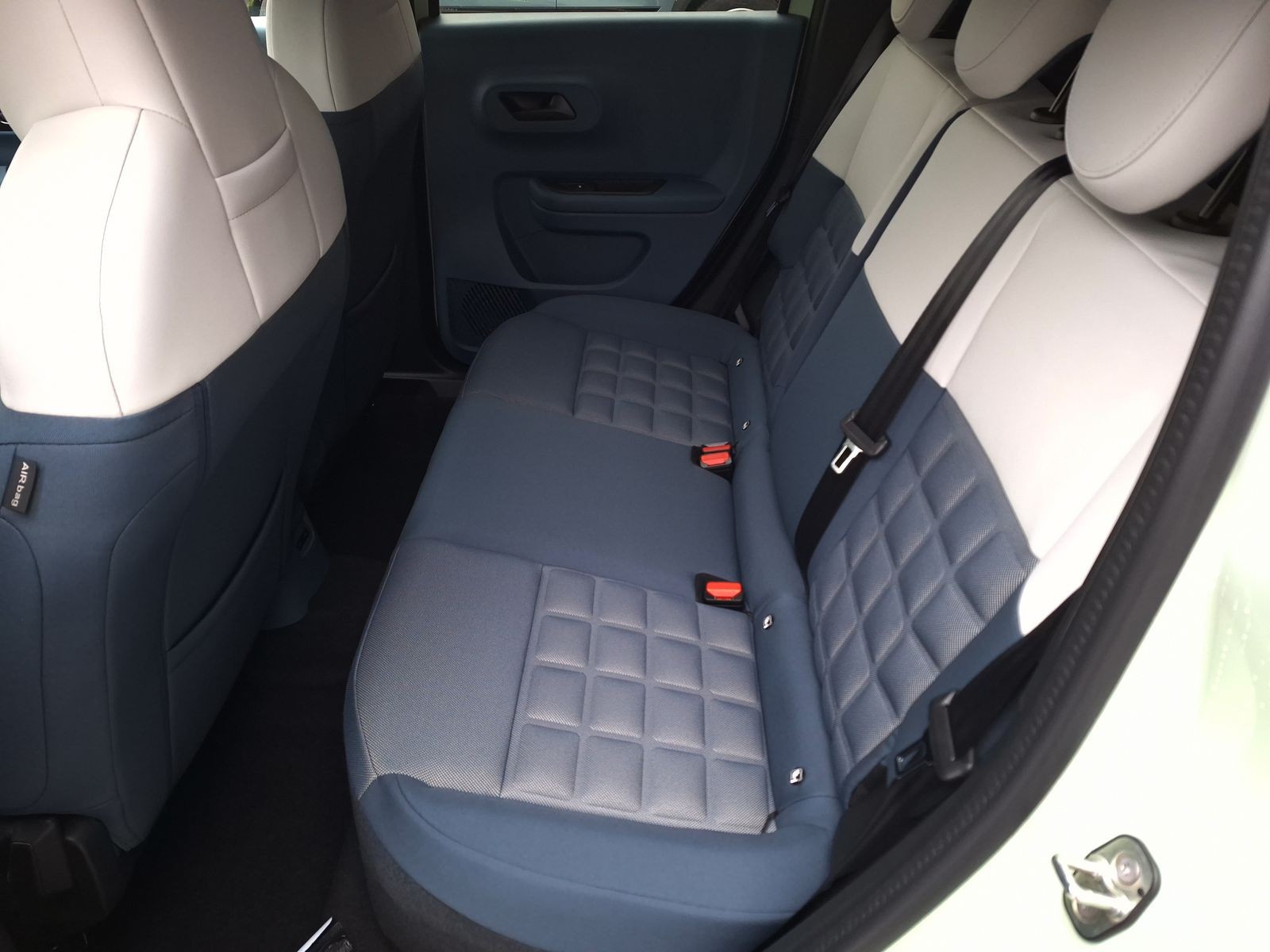 12 - Fiat Grande Panda 1.2 hybrid 110cv la prima