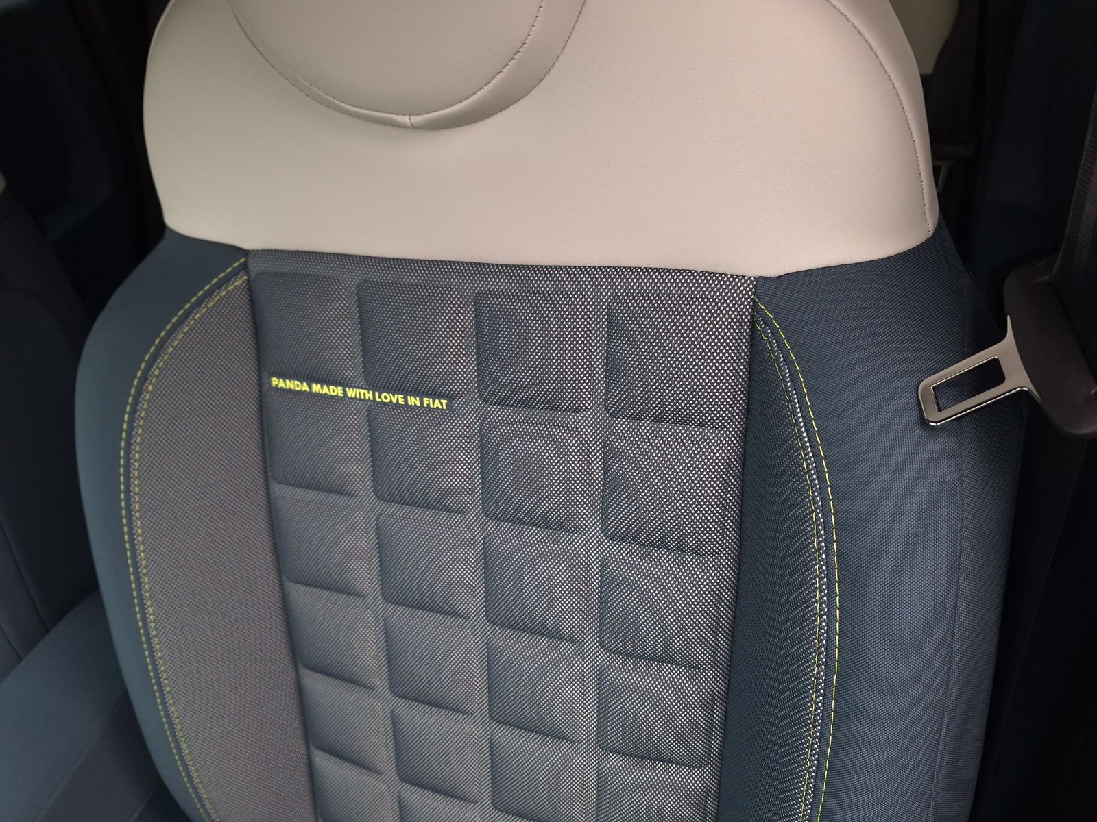 21 - Fiat Grande Panda 1.2 hybrid 110cv la prima