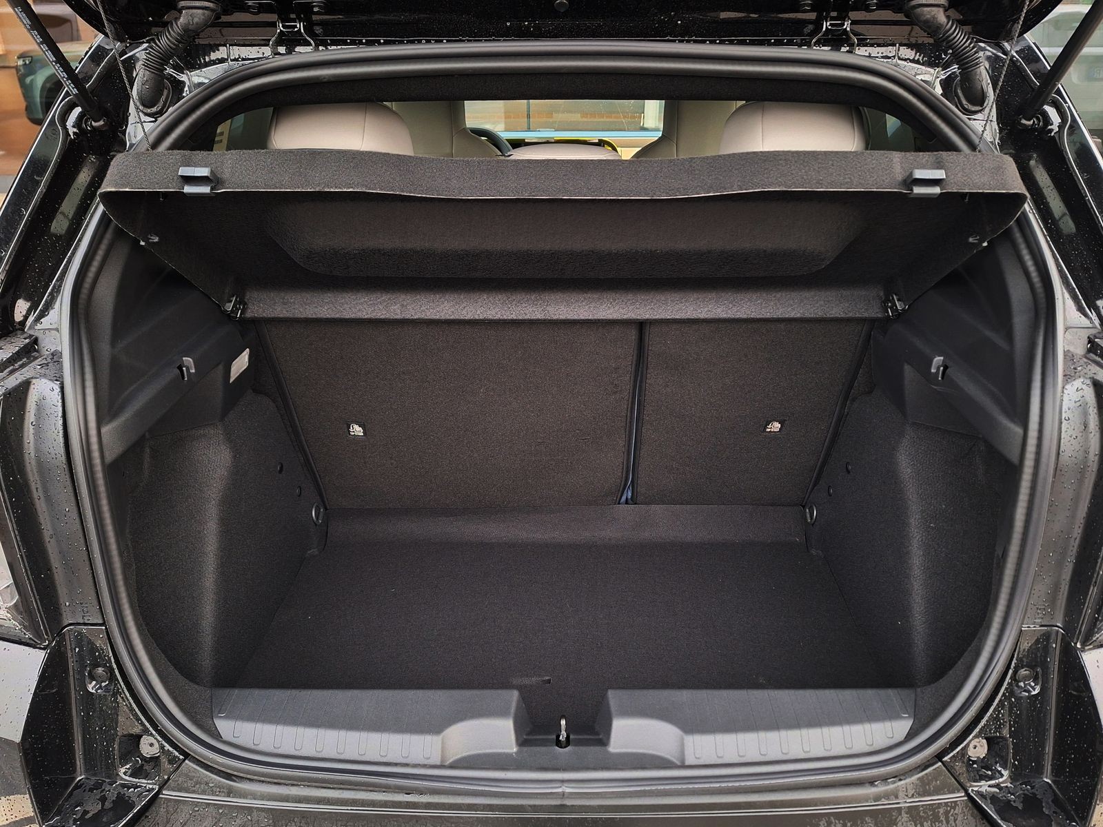 6 - Fiat Grande Panda 1.2 hybrid 110cv la prima