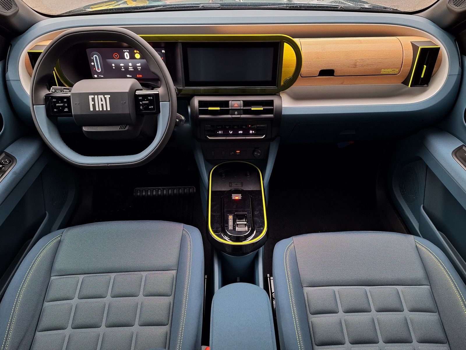 8 - Fiat Grande Panda 1.2 hybrid 110cv la prima