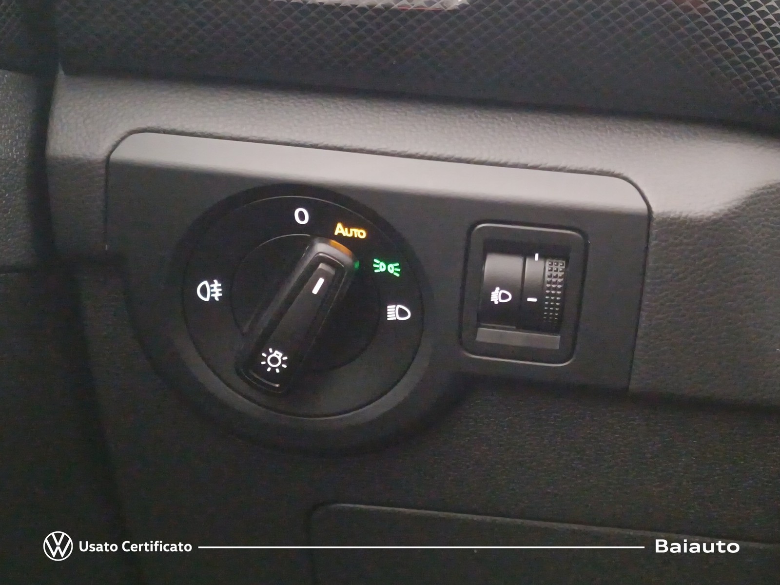 16 - Volkswagen T-Cross 1.0 tsi 115cv life dsg