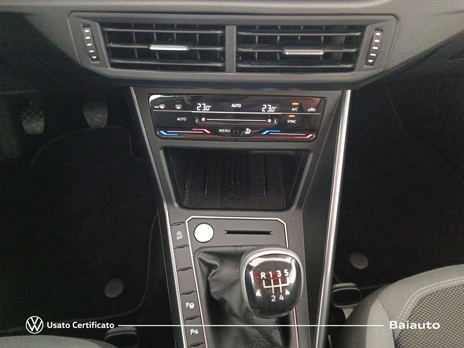 11 - Volkswagen Polo 1.0 tsi 95cv style