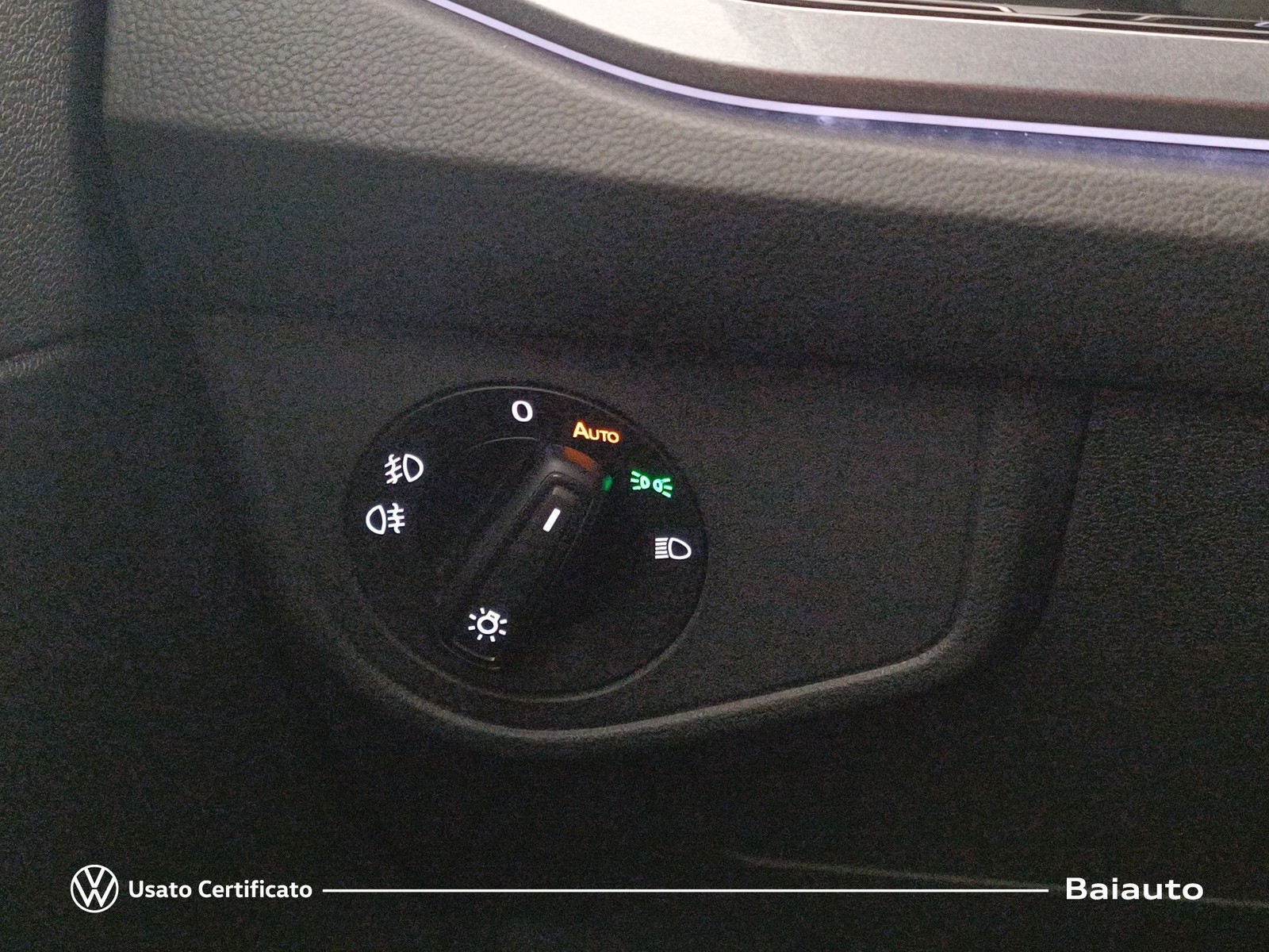 16 - Volkswagen Polo 1.0 tsi 95cv style